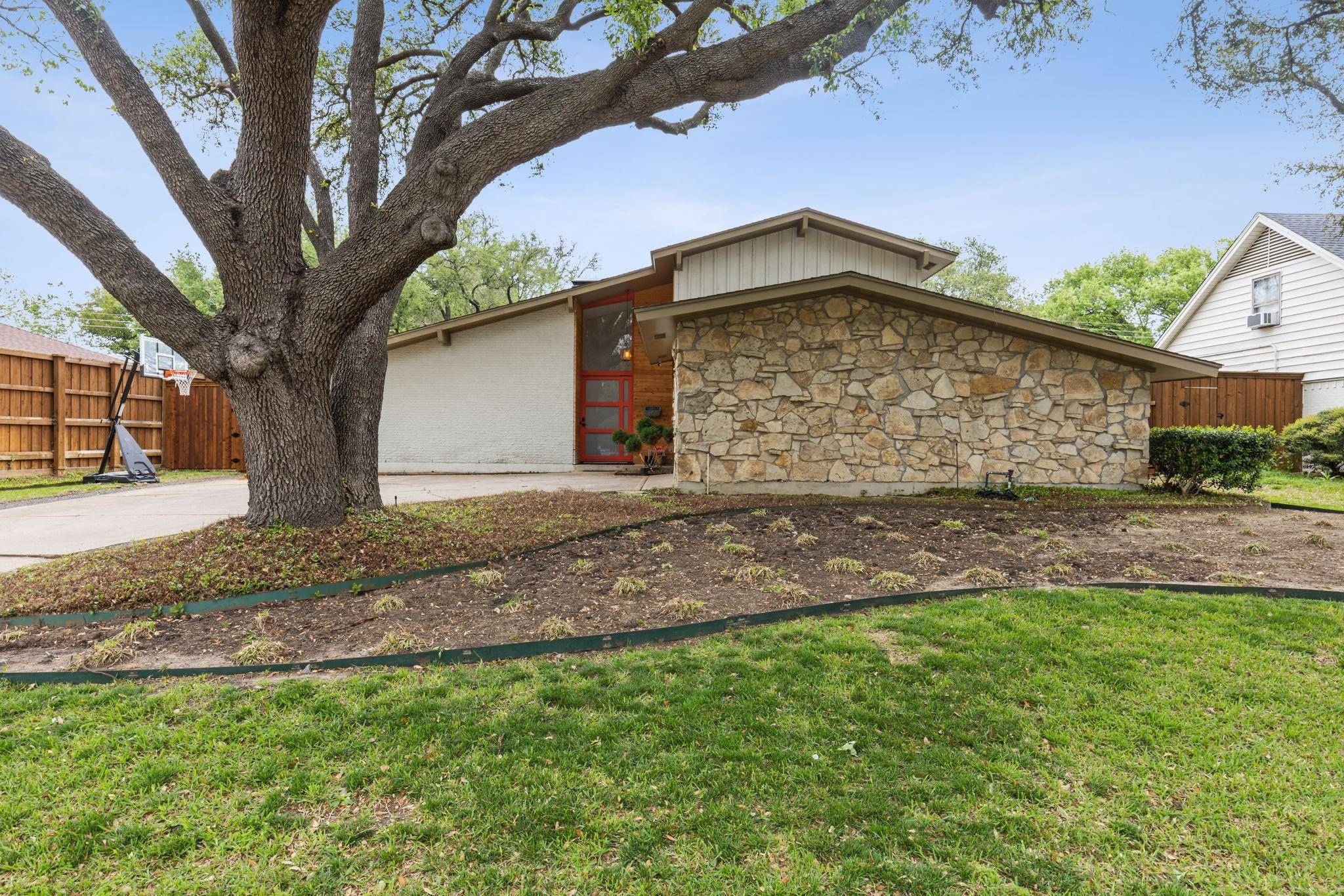 Farmers Branch, TX 75234,2805 Bay Meadows Circle