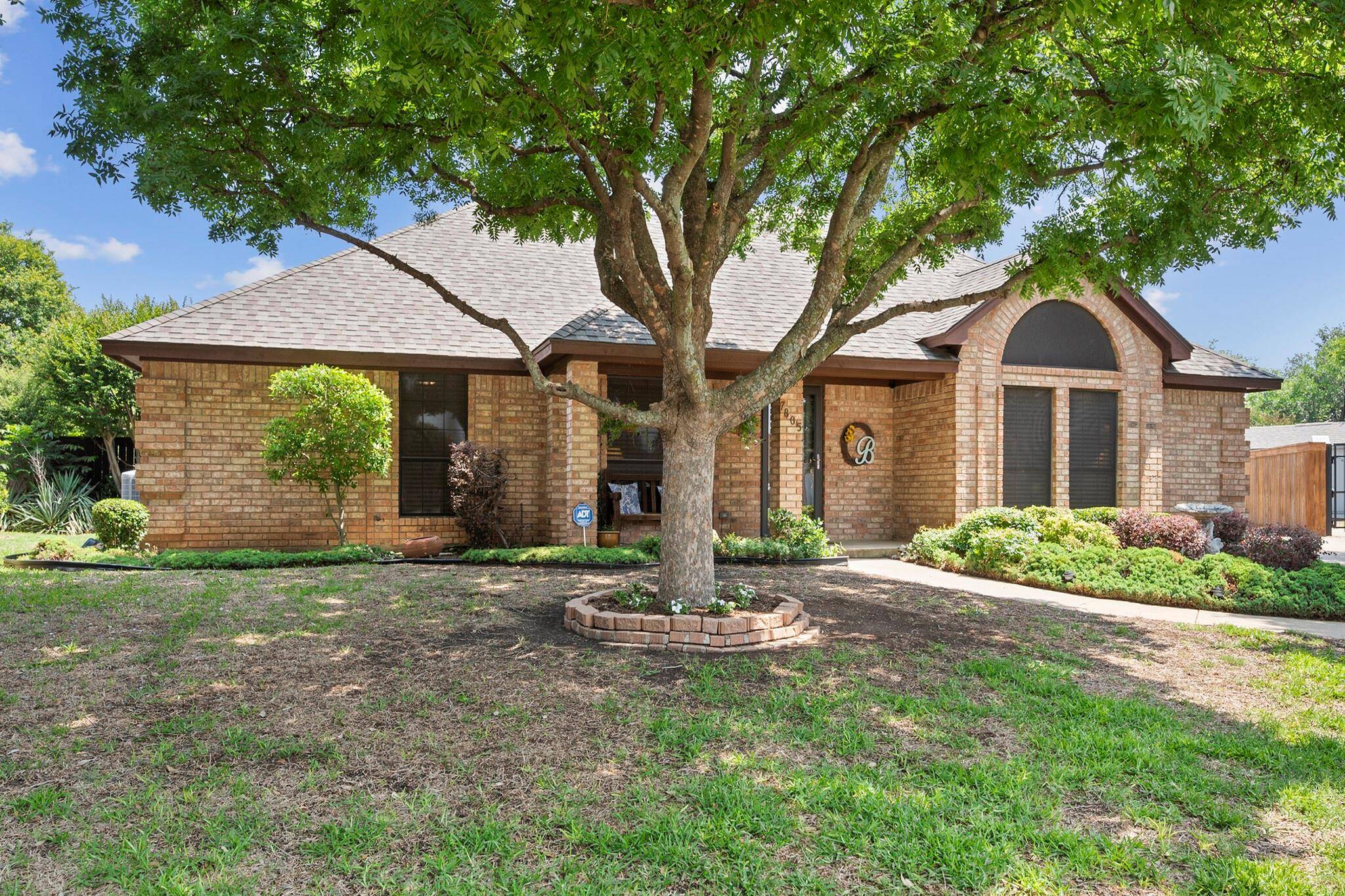 Fort Worth, TX 76133,7805 Ocean Court