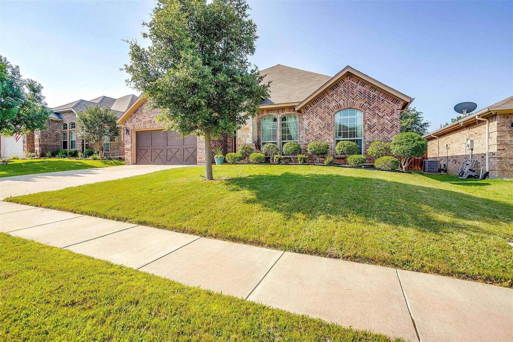 Burleson, TX 76028,770 Peach Lane