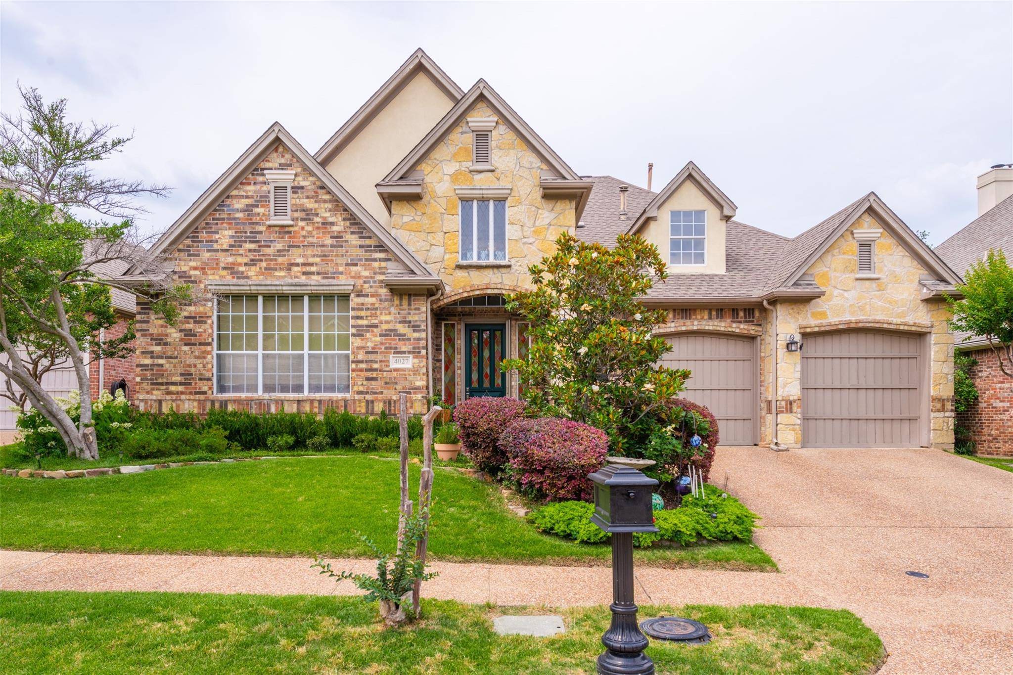 Dallas, TX 75220,4027 Cotswold Court