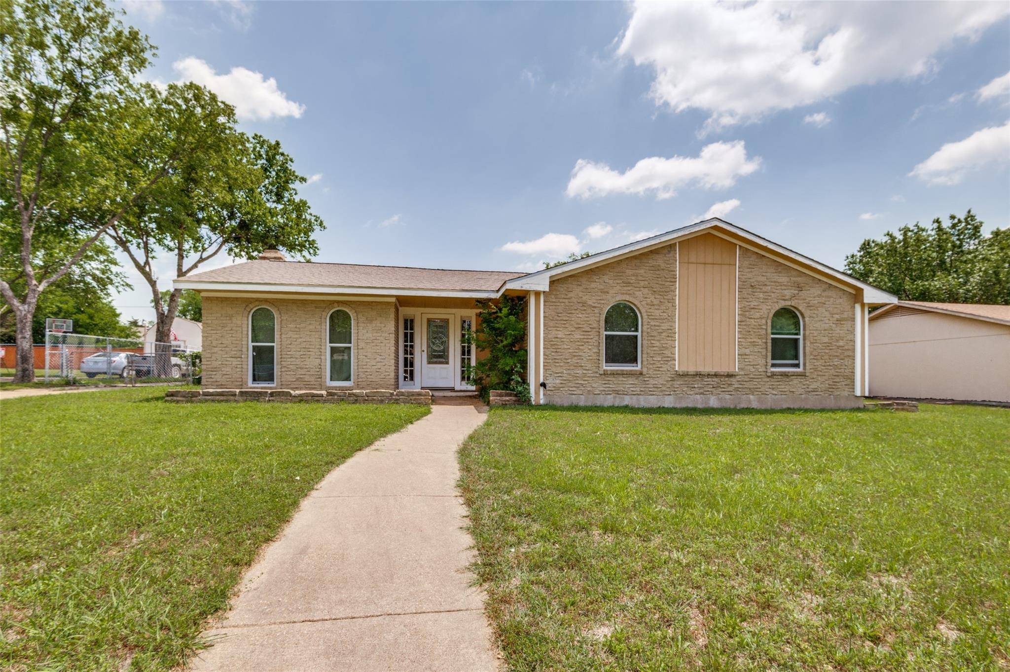 Red Oak, TX 75154,106 N Valley Street