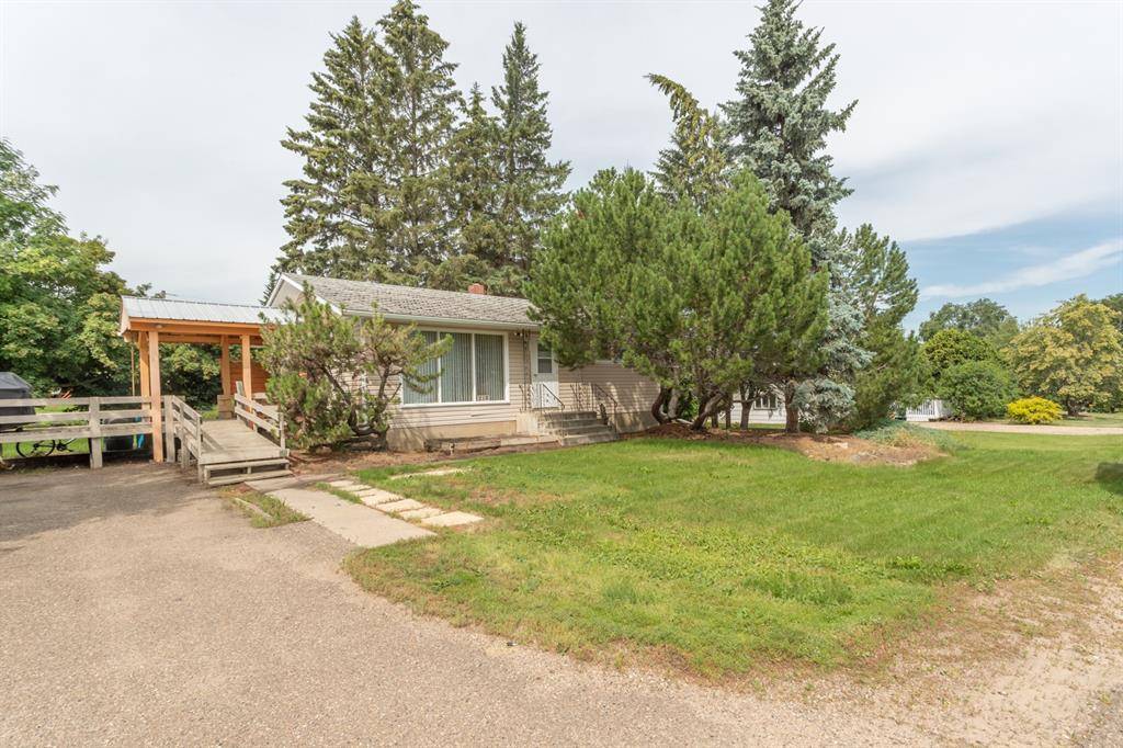 Paradise Hill, SK S0M 2G0,216 5th Avenue