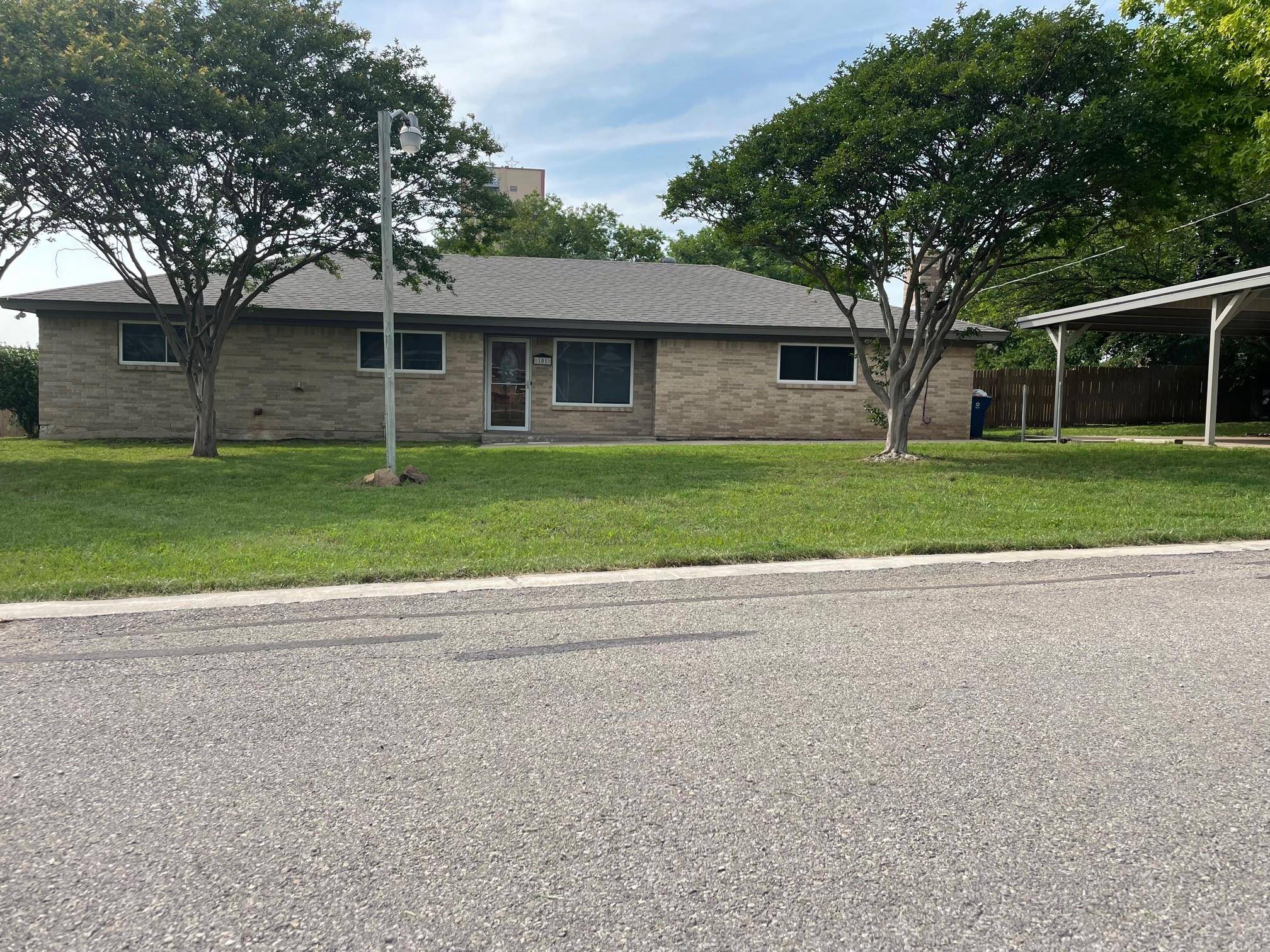 Aledo, TX 76008,101 Chestnut Street