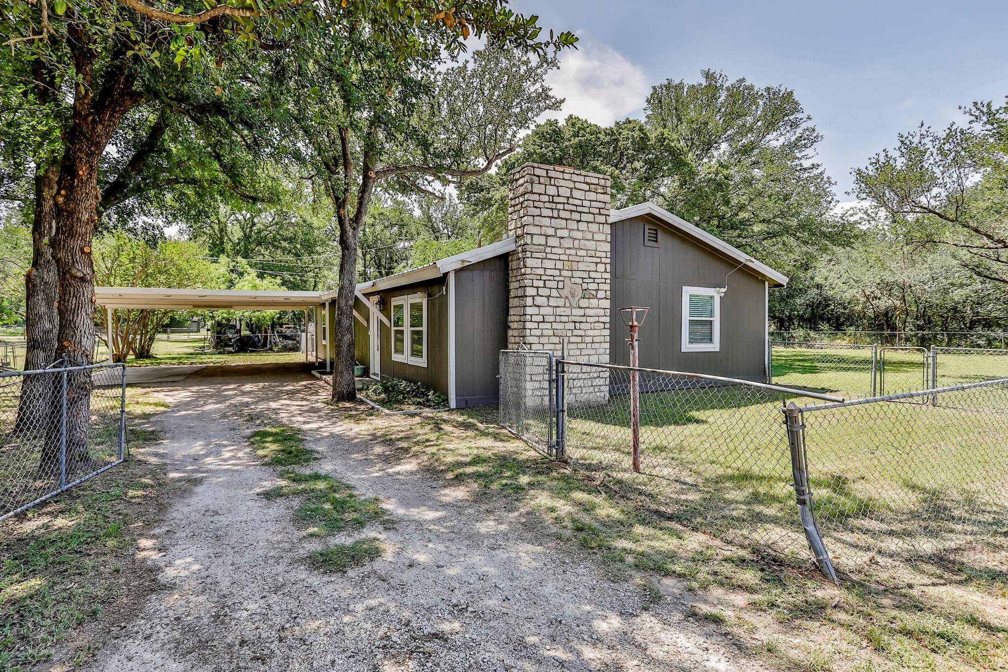 Granbury, TX 76048,3009 Tanglewood Drive