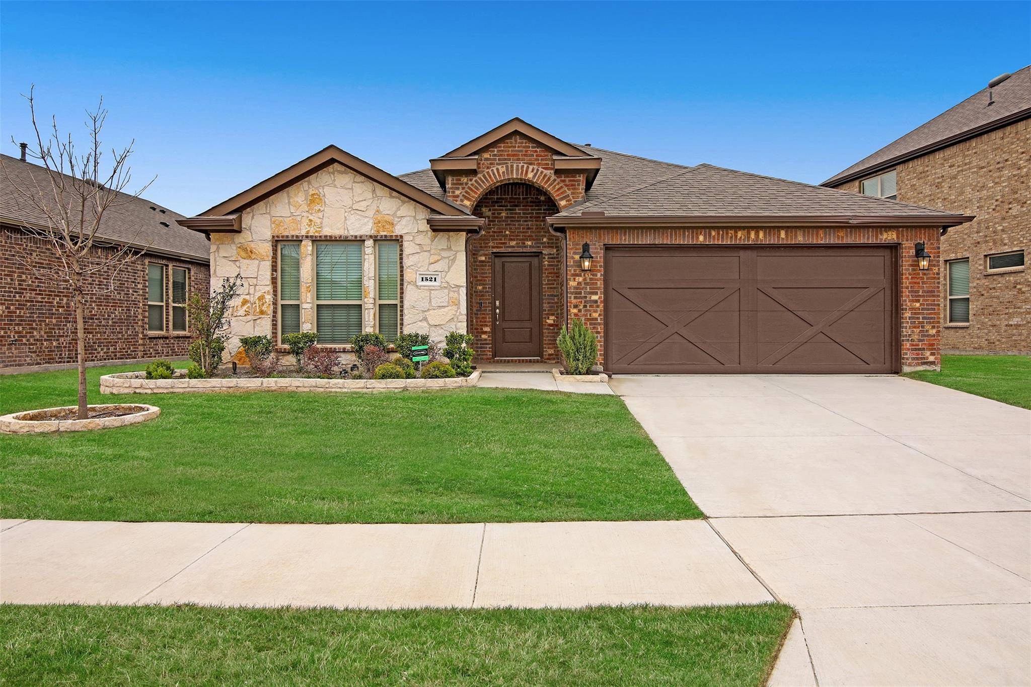 Little Elm, TX 76227,1521 Grassy Knoll Trail