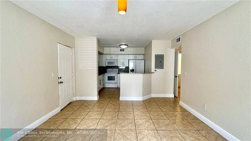 Hollywood, FL 33021,3680 N 56th Ave #809