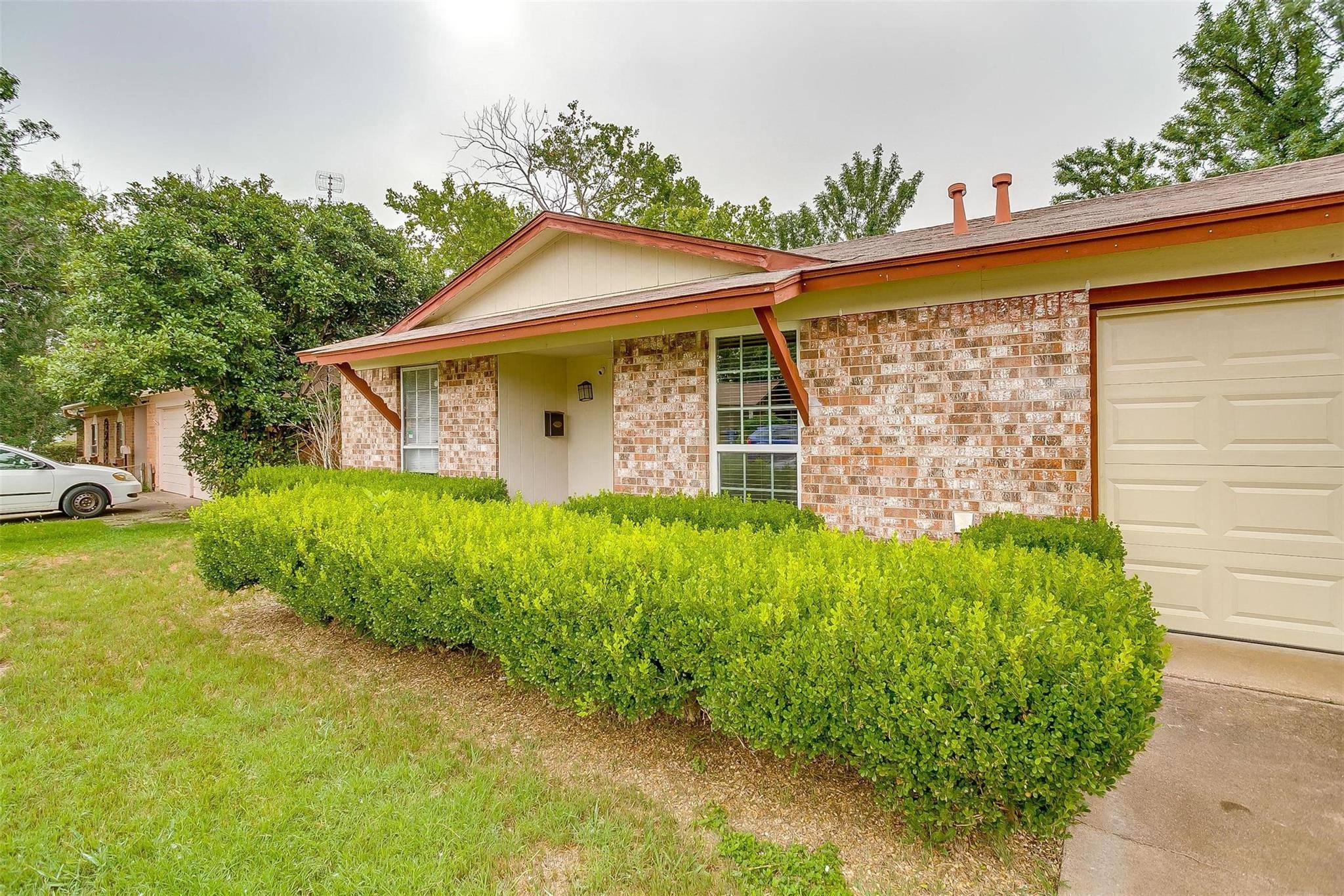 Burleson, TX 76028,409 Nathan Street