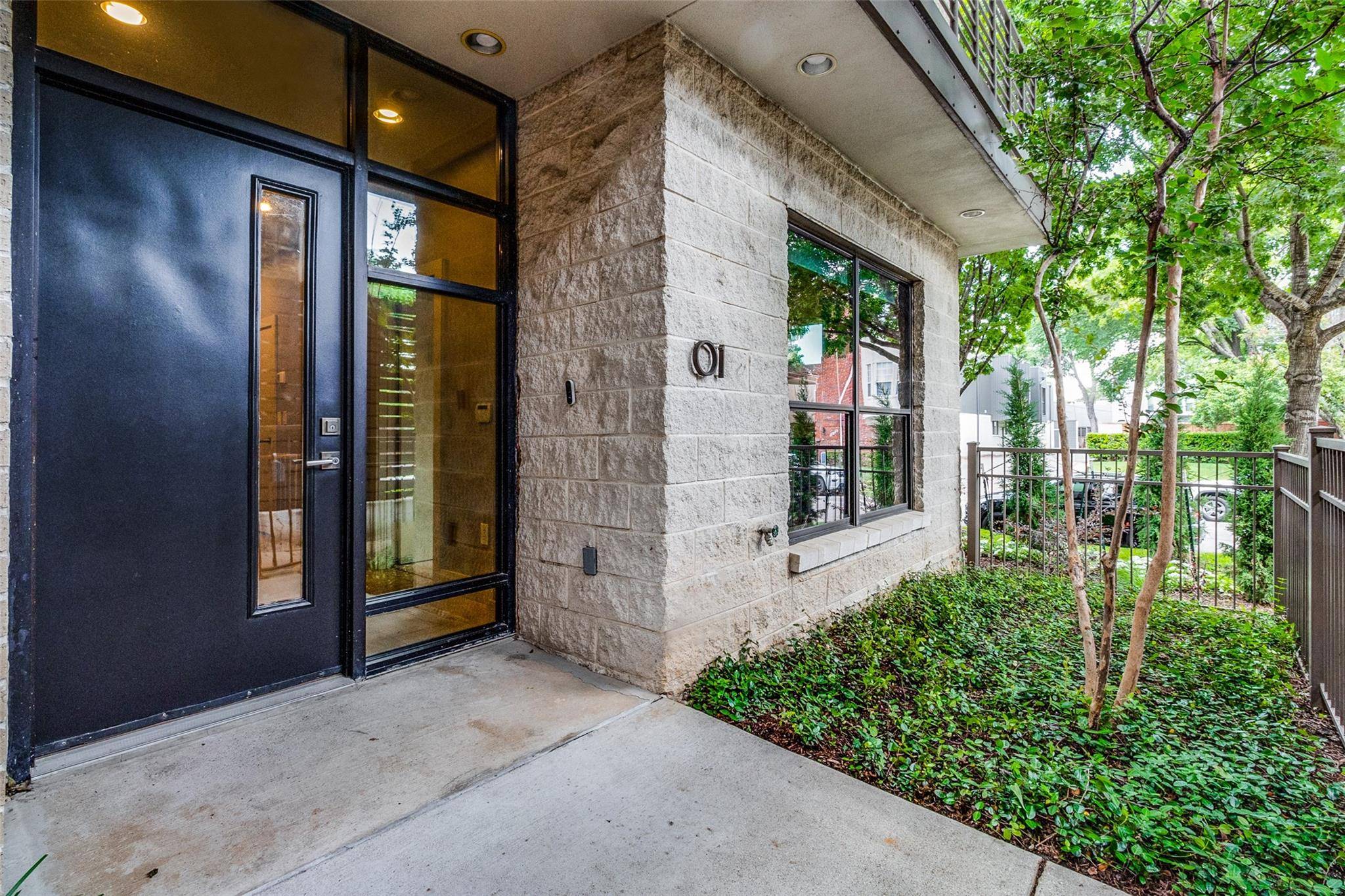 Dallas, TX 75219,4111 Newton Avenue #1