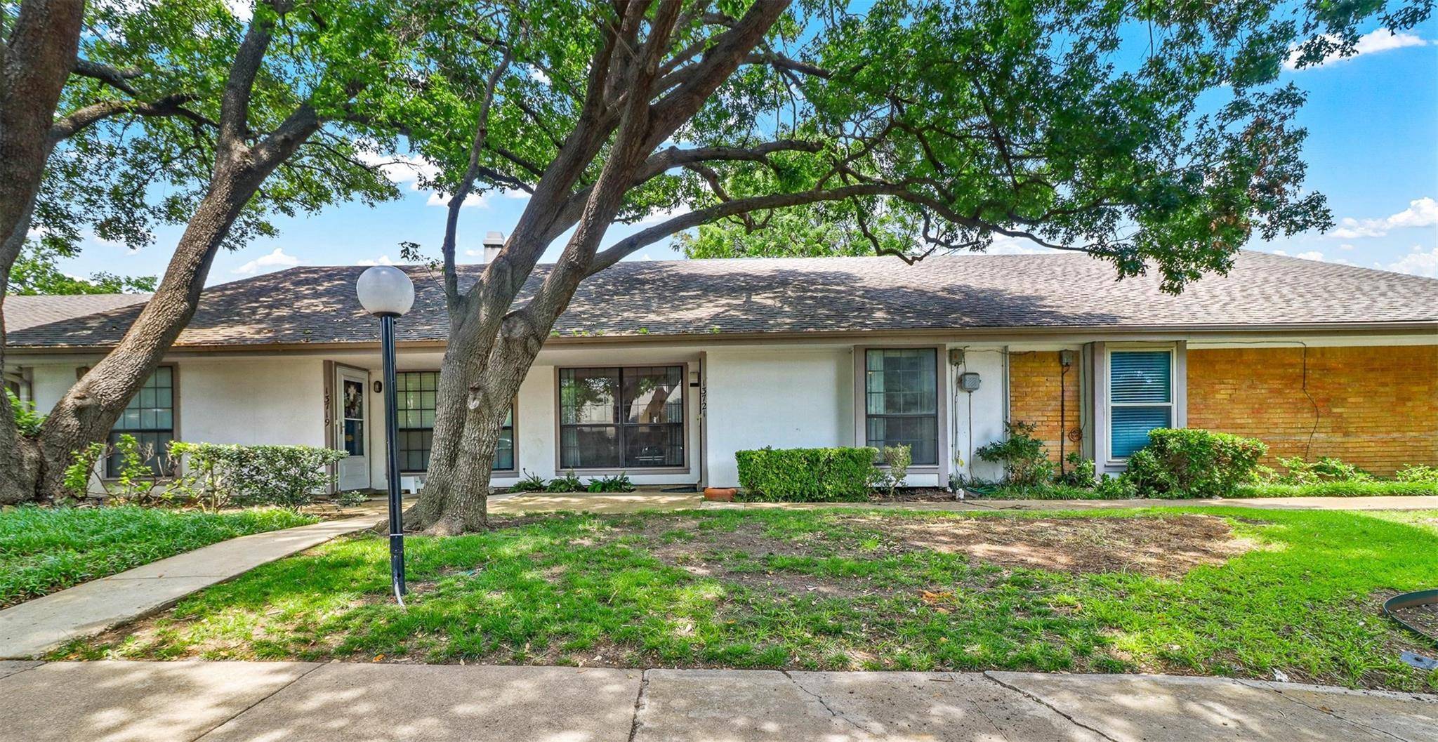 Dallas, TX 75240,13721 Flagstone Lane