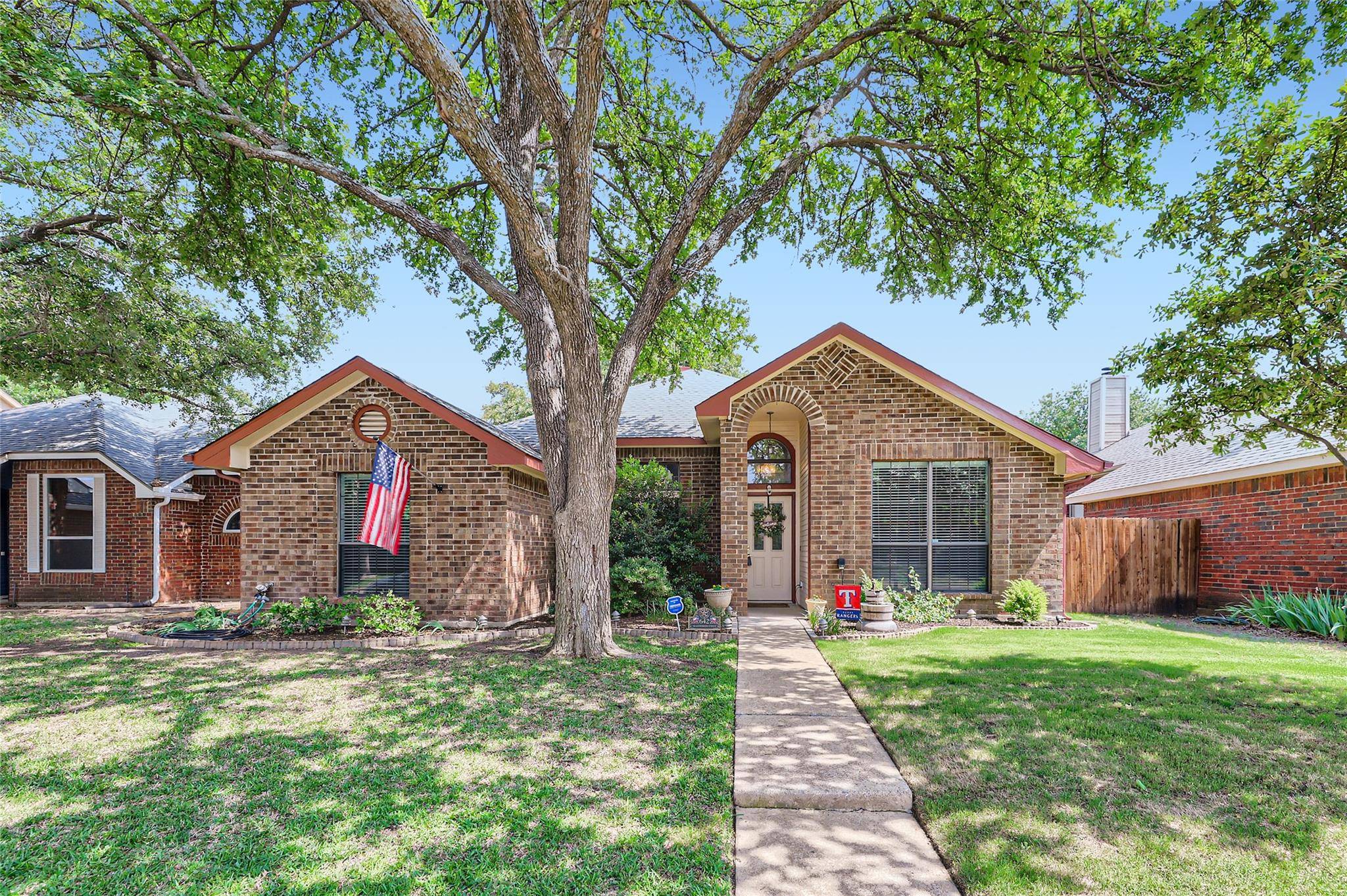 Allen, TX 75002,642 Meadowbrook Street