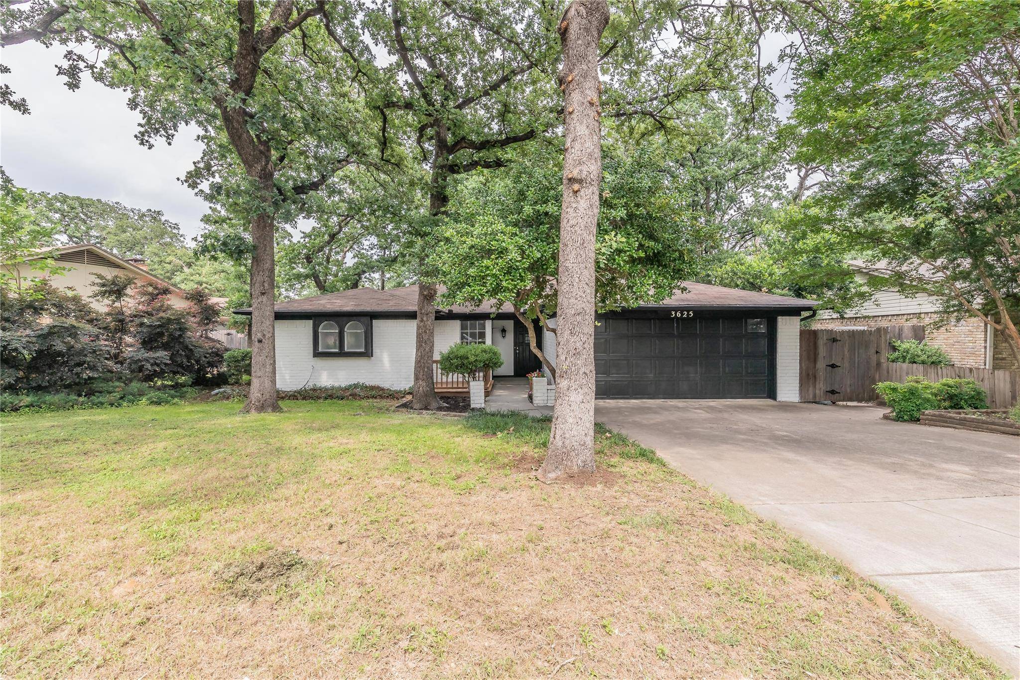 Arlington, TX 76016,3625 Bordeaux Court