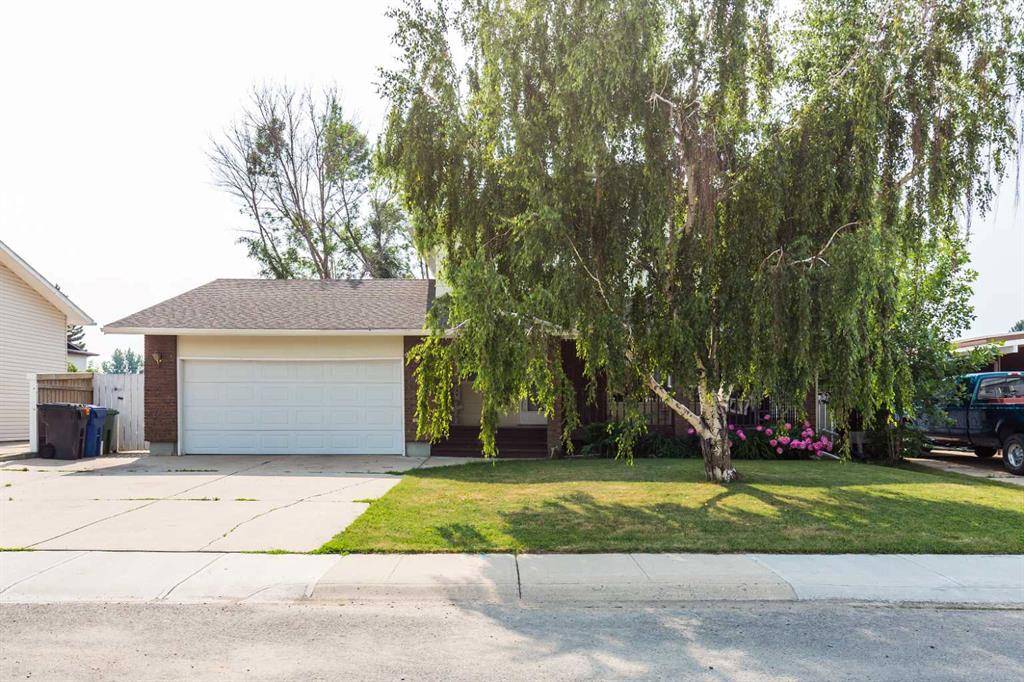 Coaldale, AB T1M 1B5,2118 9A ST