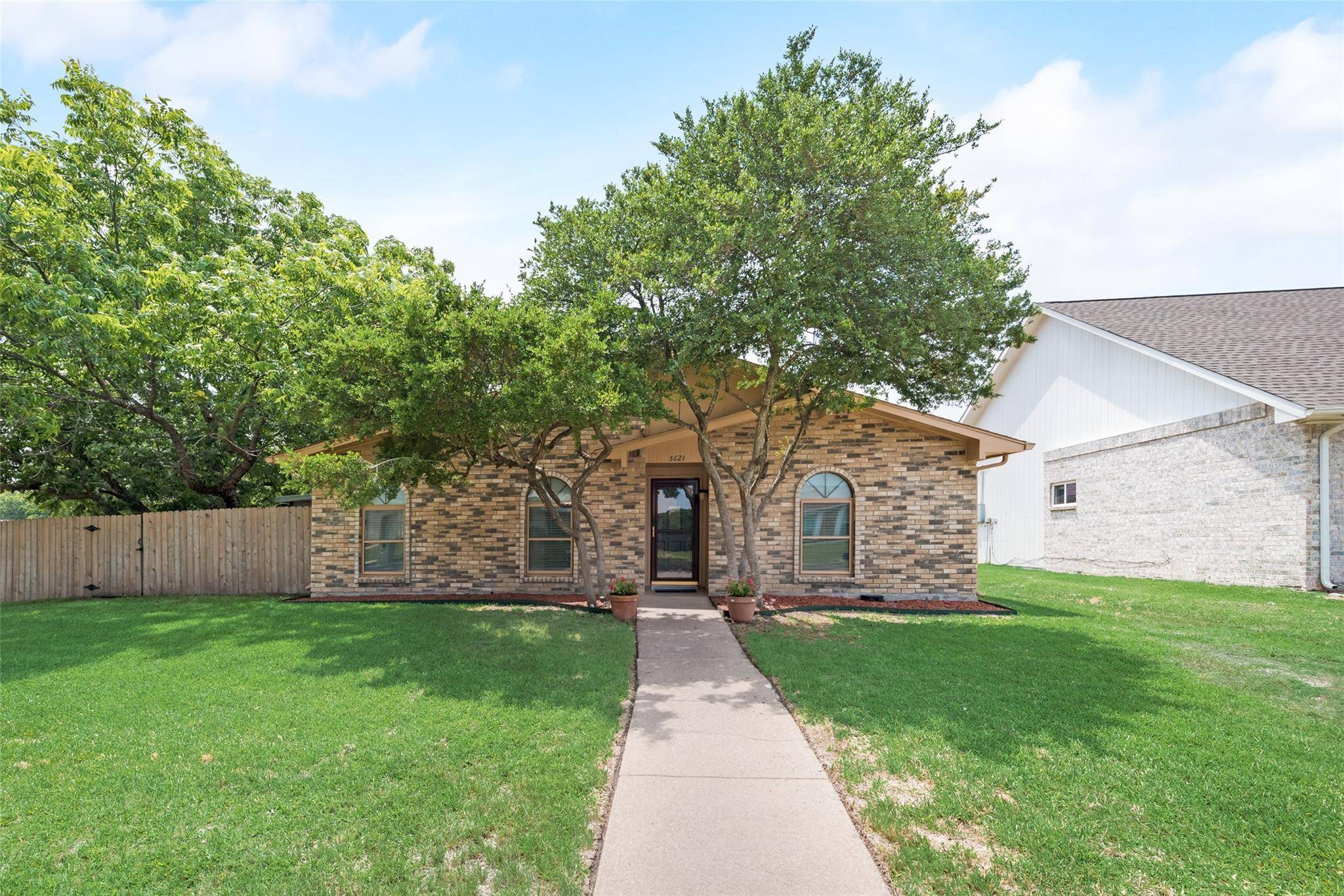 Garland, TX 75043,5621 Kerry Lane