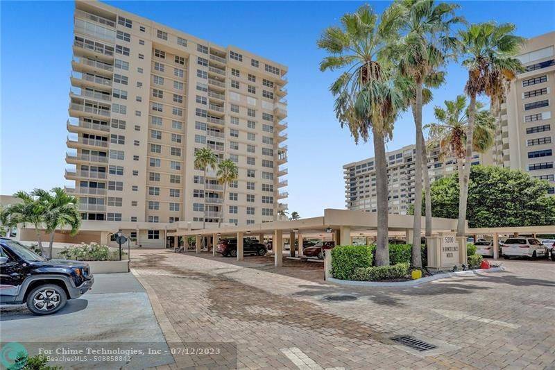 Lauderdale By The Sea, FL 33308,5200 N Ocean Blvd  #1210