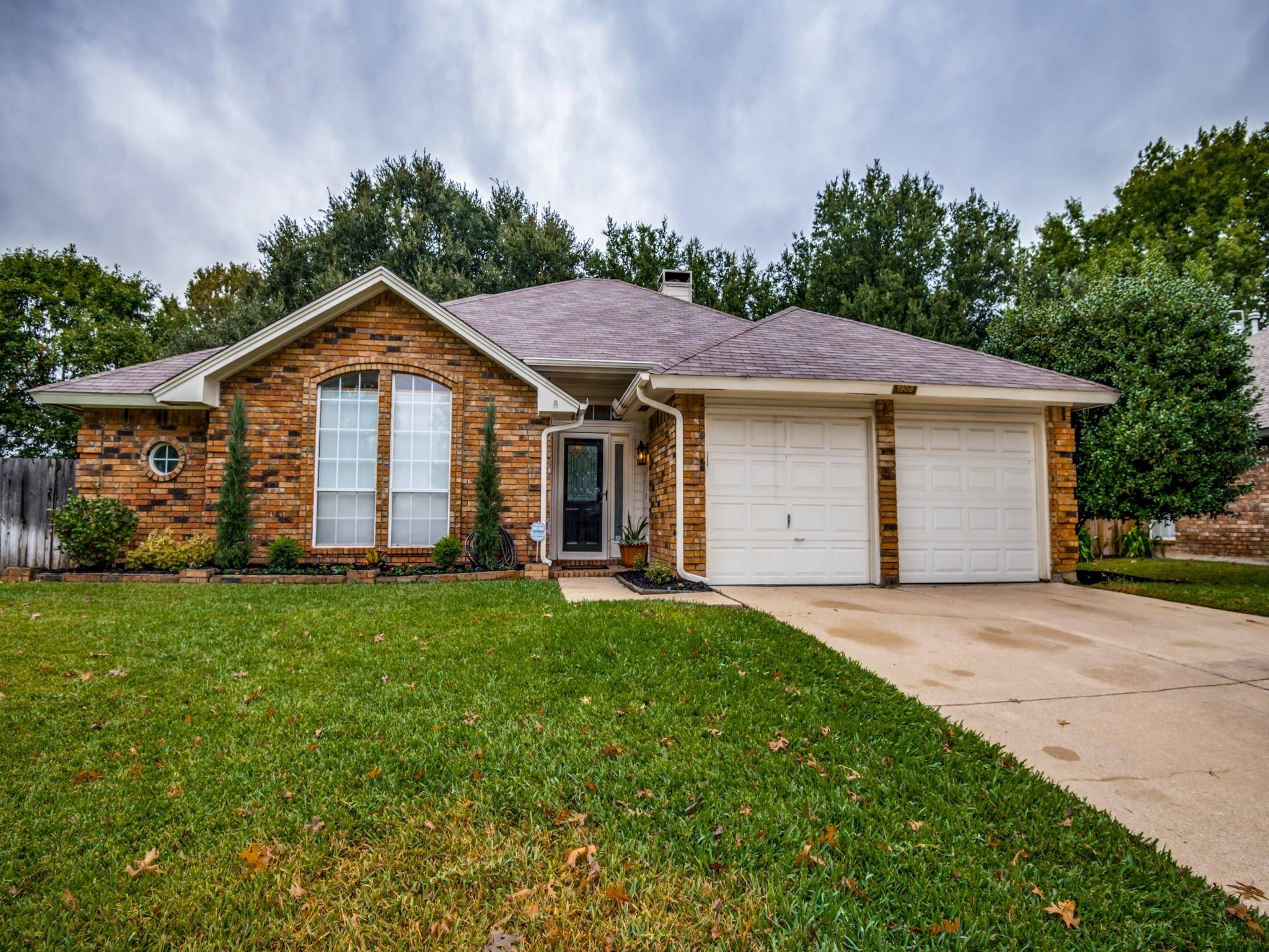 Grapevine, TX 76051,1908 Wood Meadow Drive