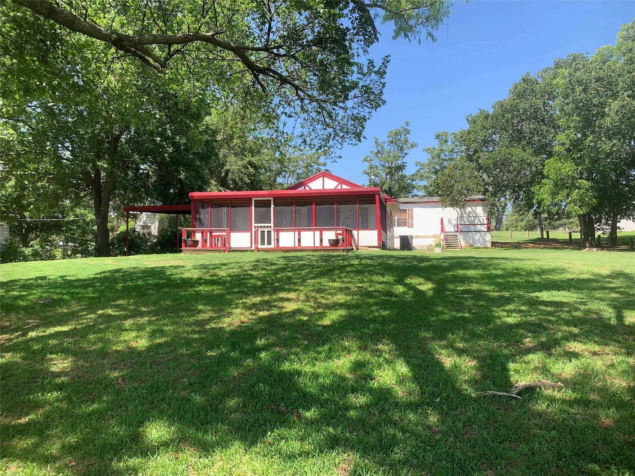 Nocona, TX 76255,102 Oak Road