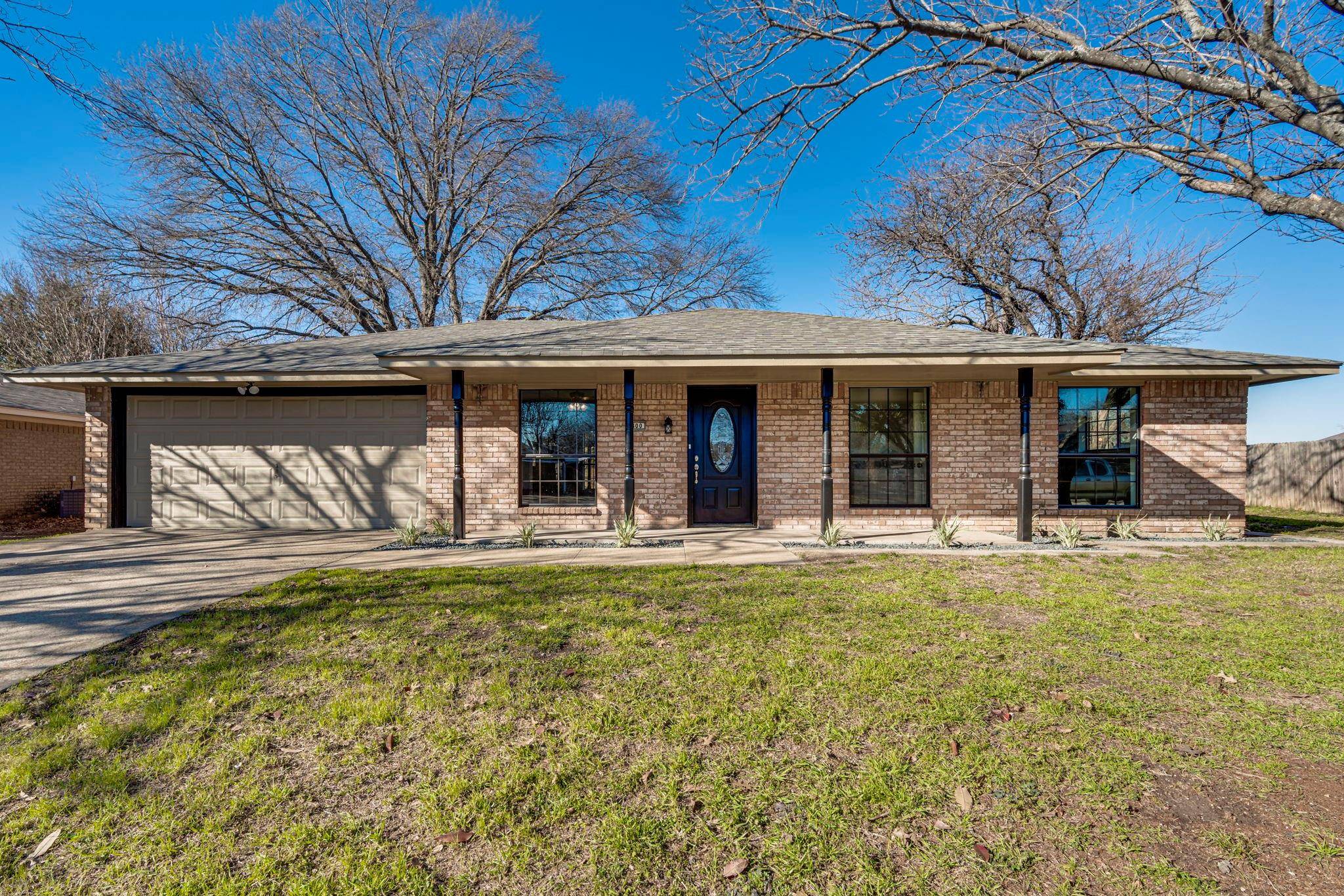 Midlothian, TX 76065,400 Rolling Hills Drive