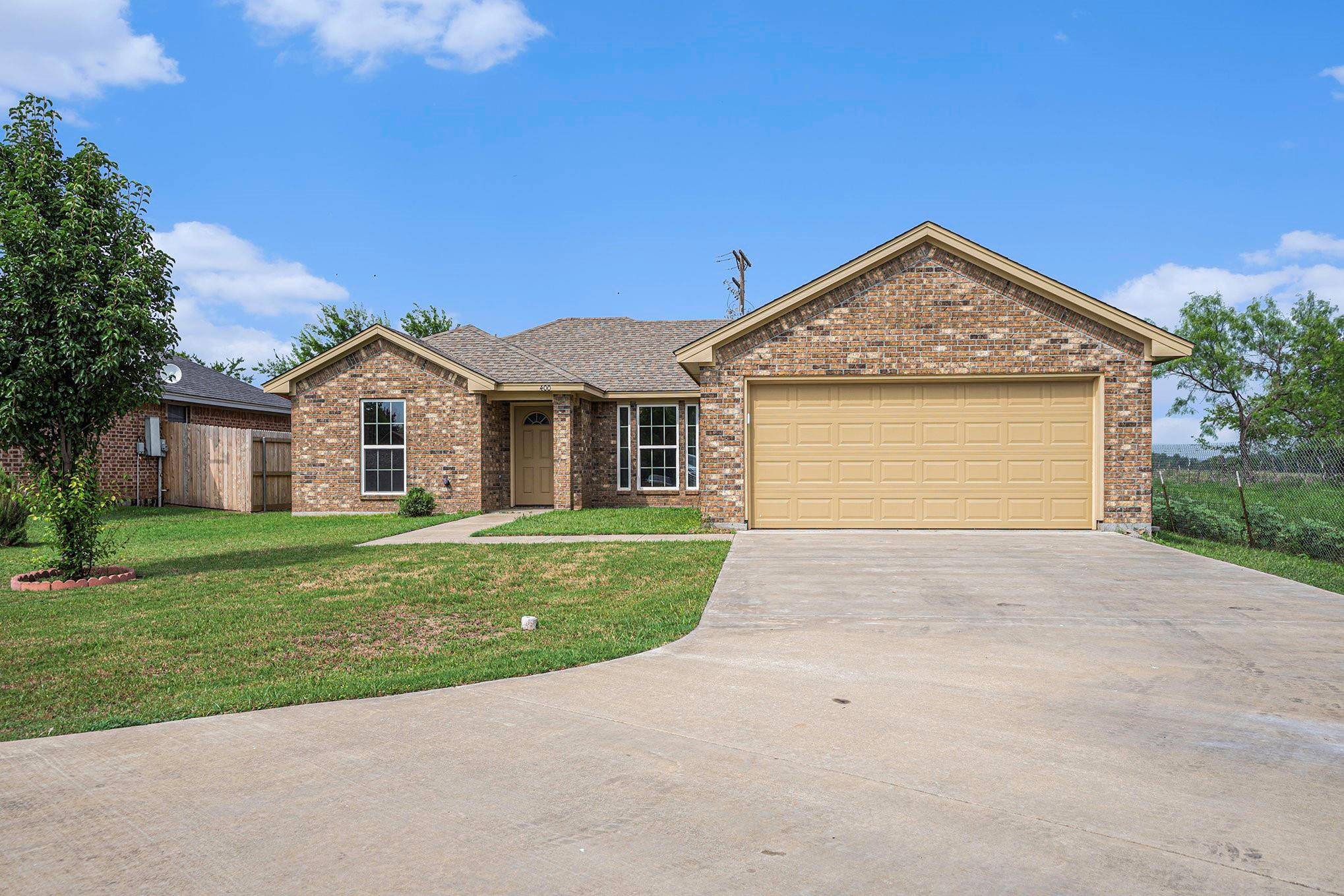 Rio Vista, TX 76093,400 Mesquite Drive