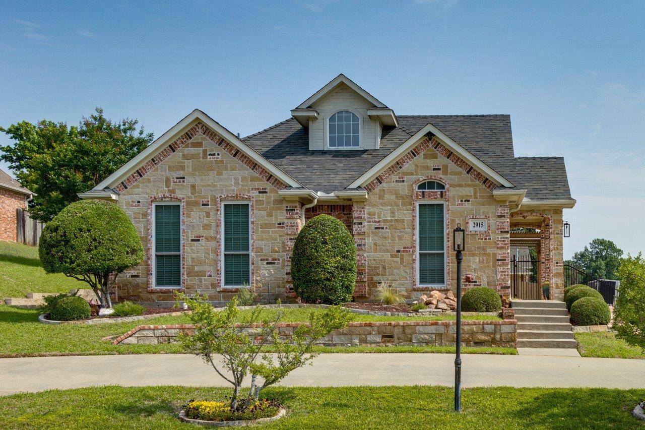 Denison, TX 75020,2915 Village Circle