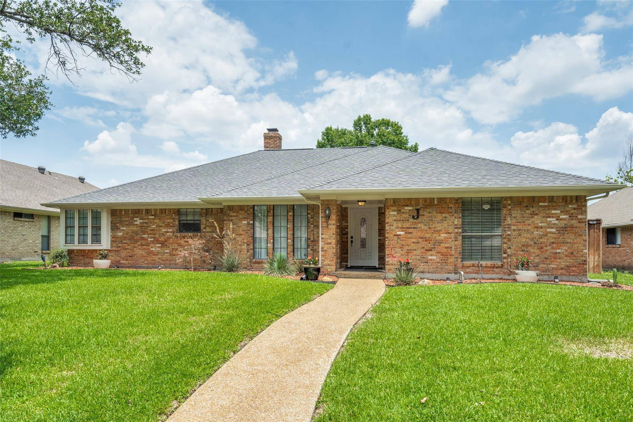 Richardson, TX 75082,2403 Honeysuckle Drive