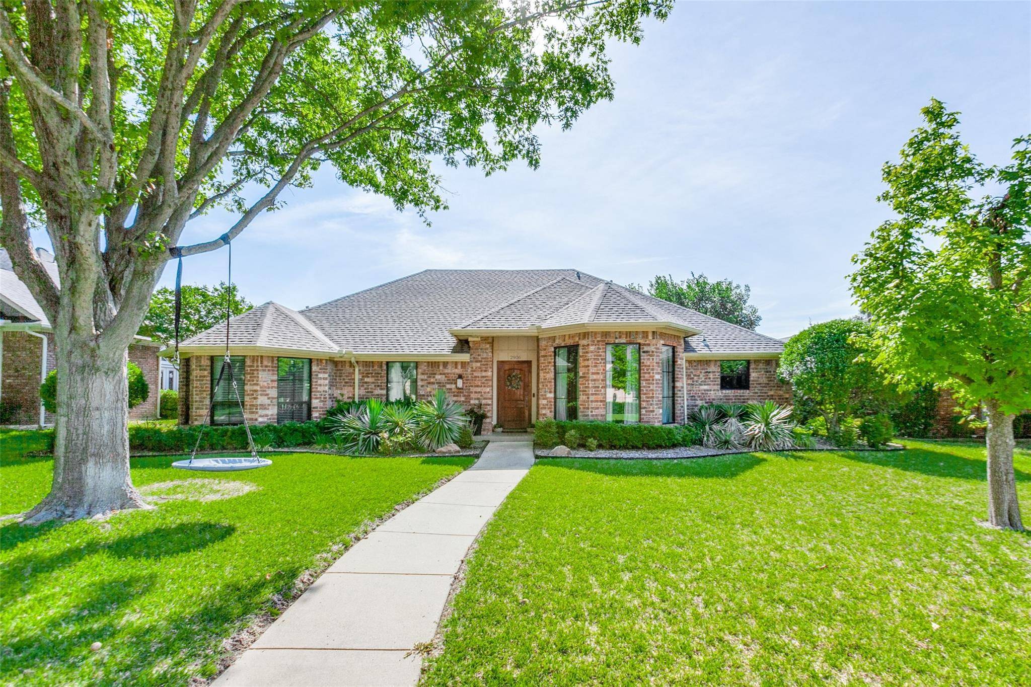 Richardson, TX 75082,2906 Foxcreek Drive