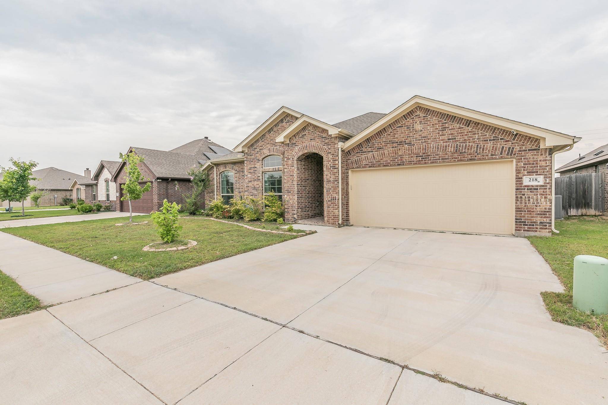 Azle, TX 76020,218 Marina Drive