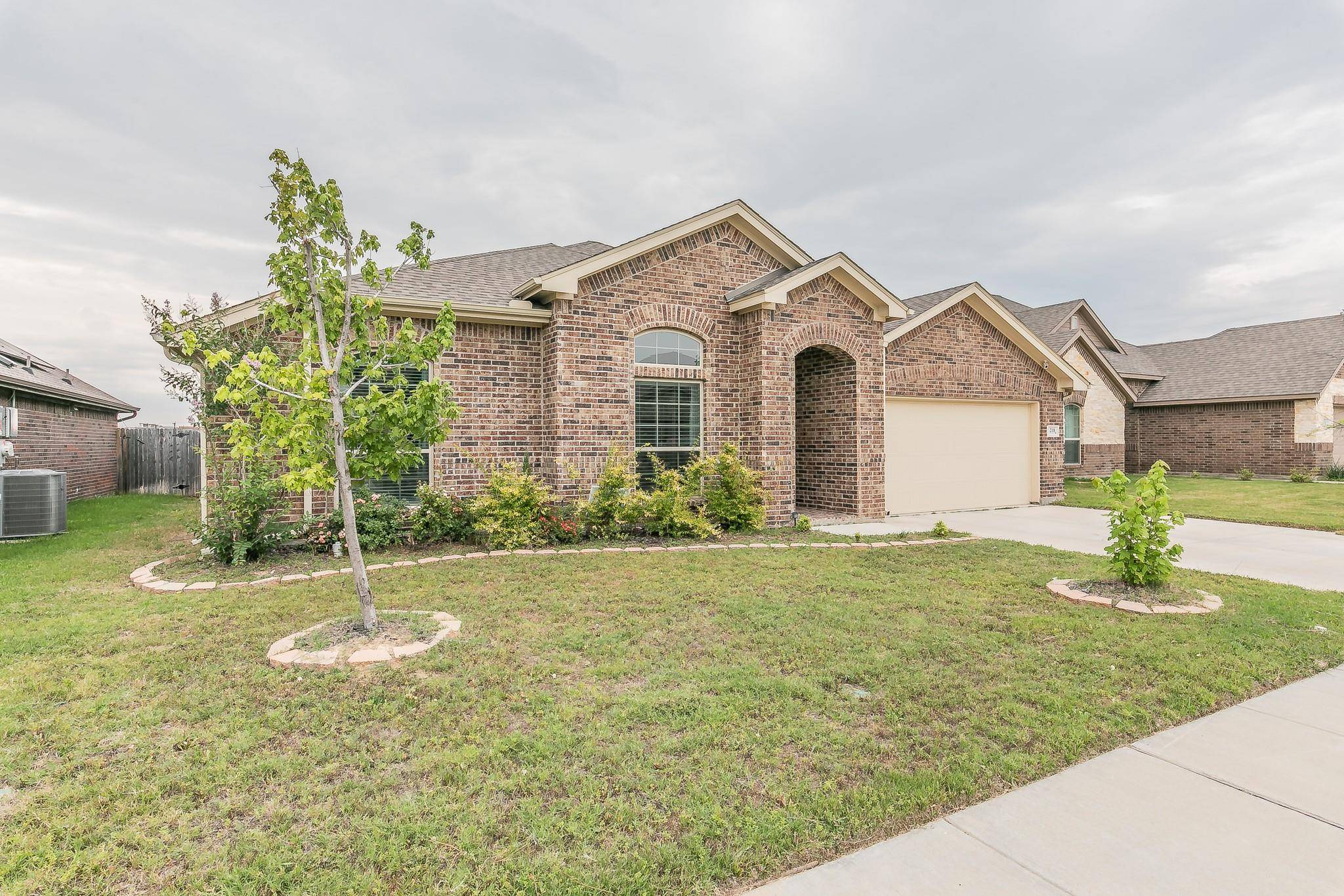 Azle, TX 76020,218 Marina Drive