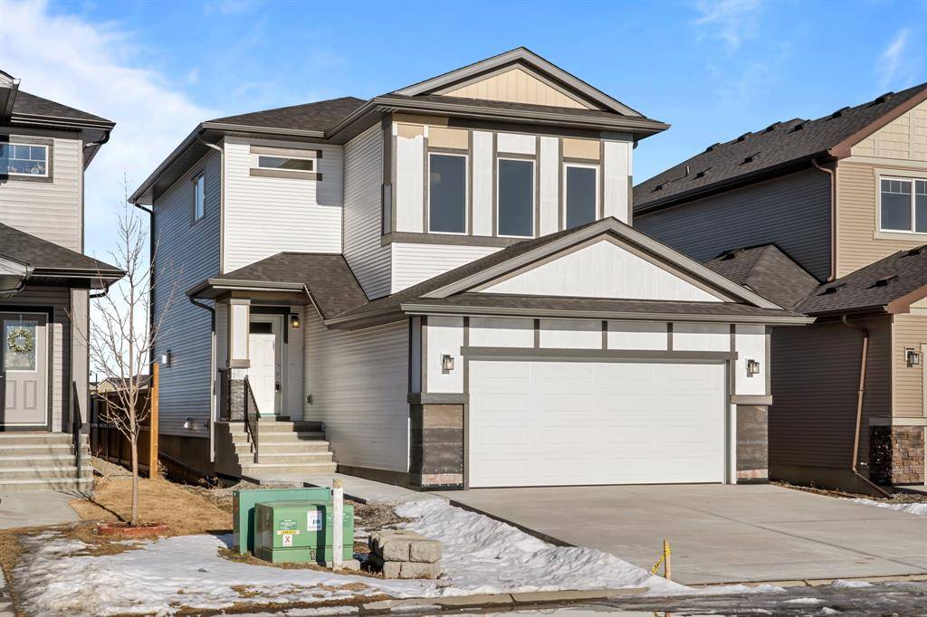 High River, AB T1V 0E3,812 Hampshire CRES NE