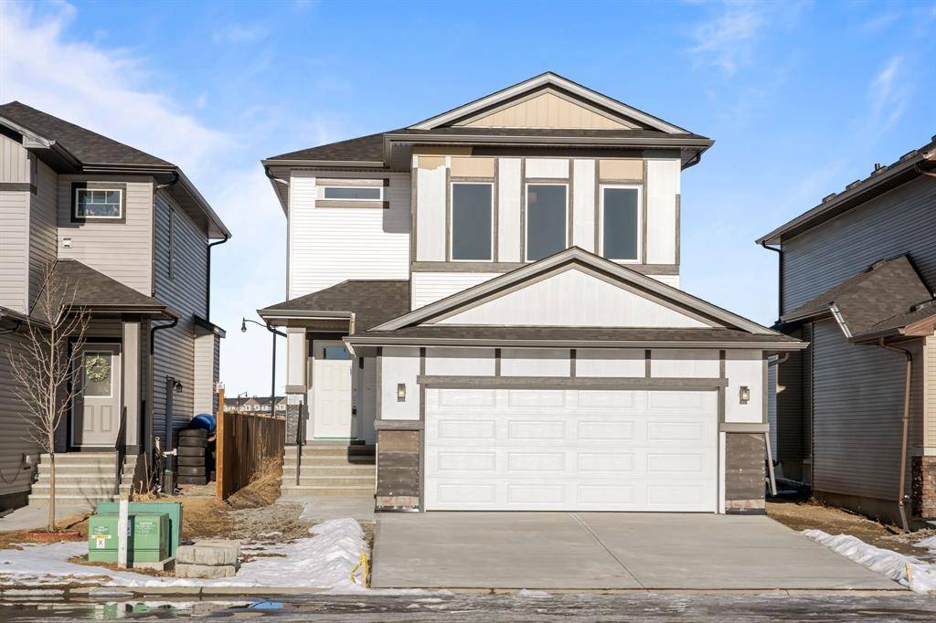 High River, AB T1V 0E3,812 Hampshire CRES NE