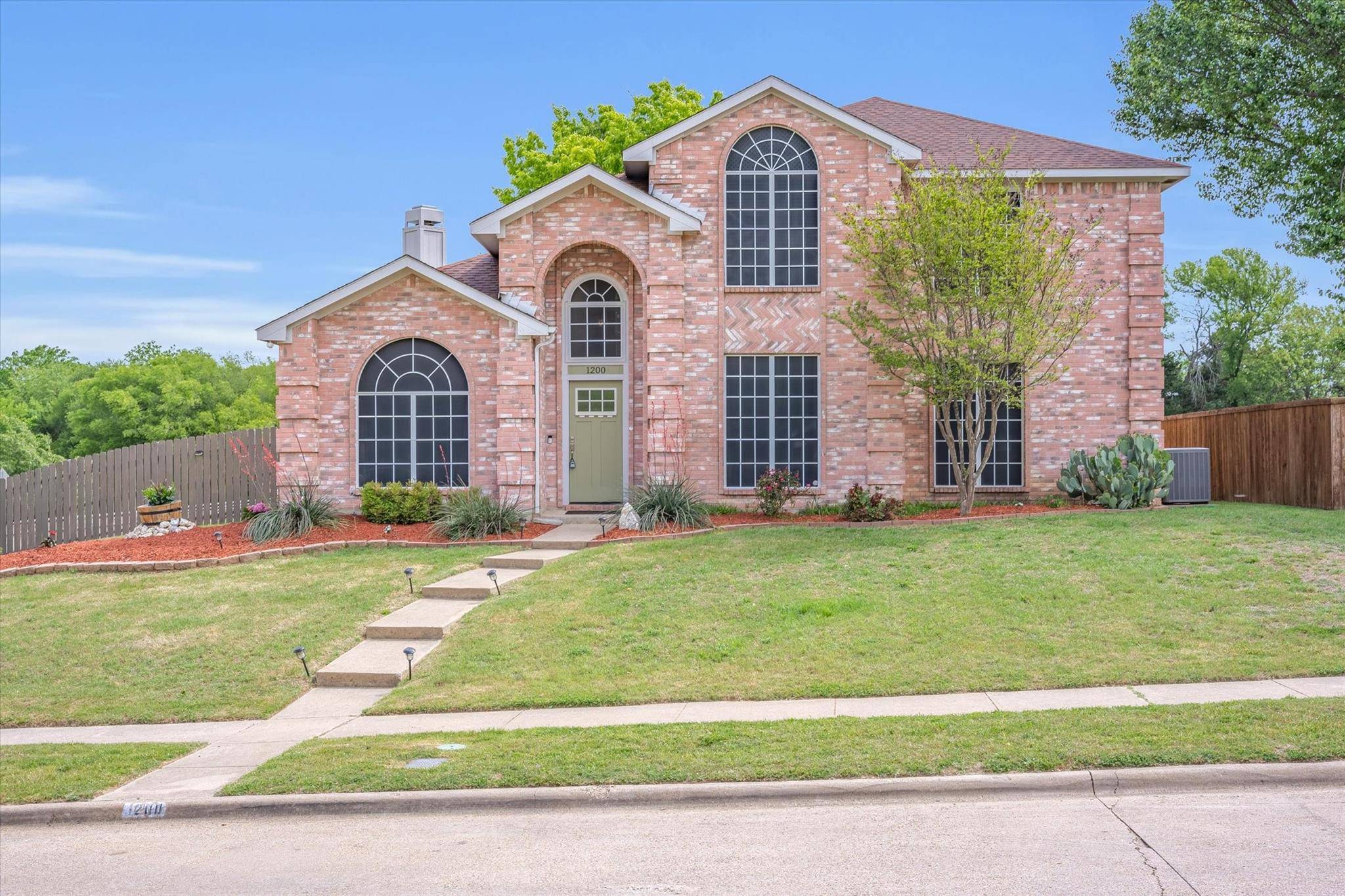 Cedar Hill, TX 75104,1200 Paul Drive