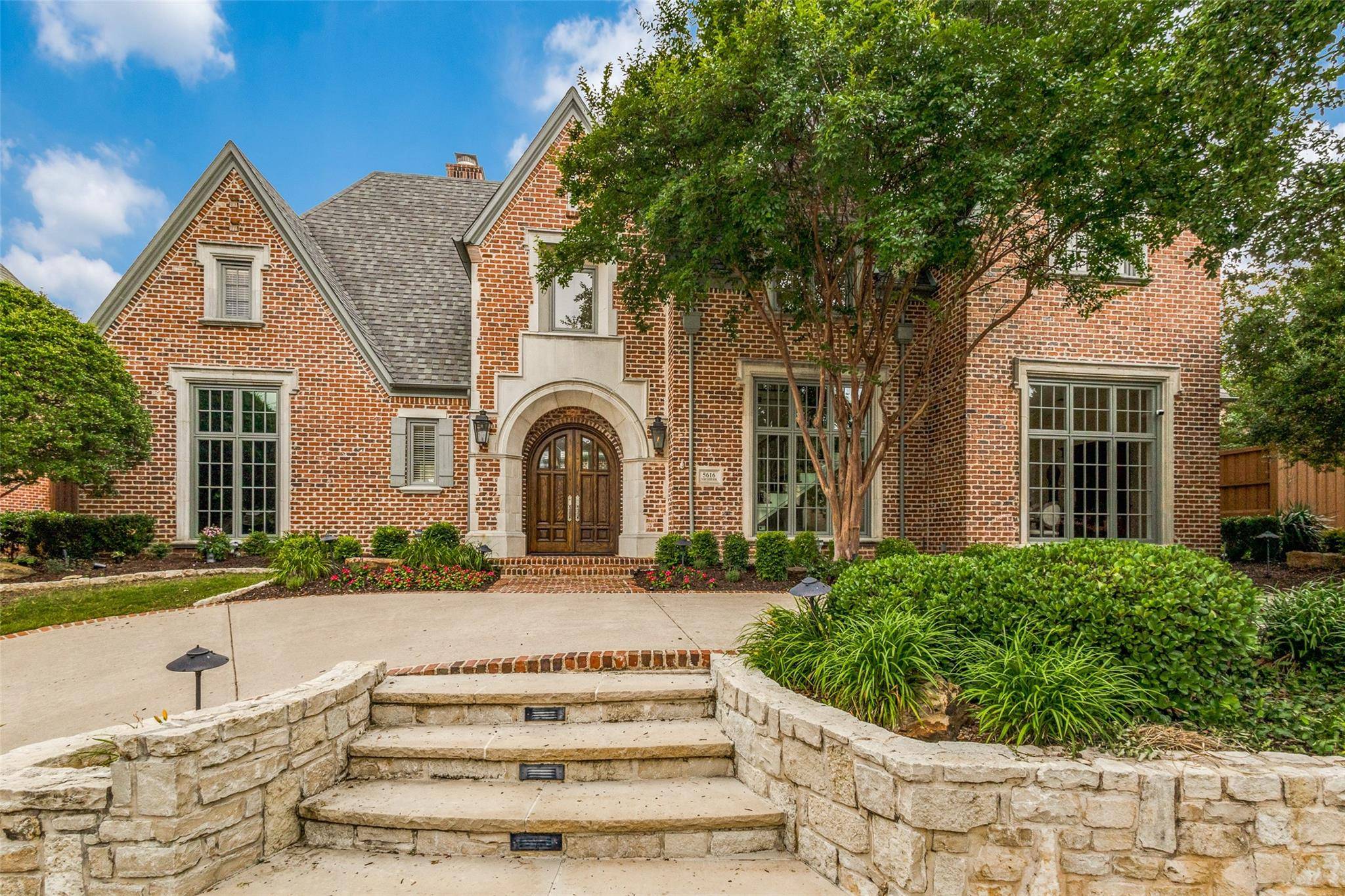 Plano, TX 75093,5616 Northbrook Drive