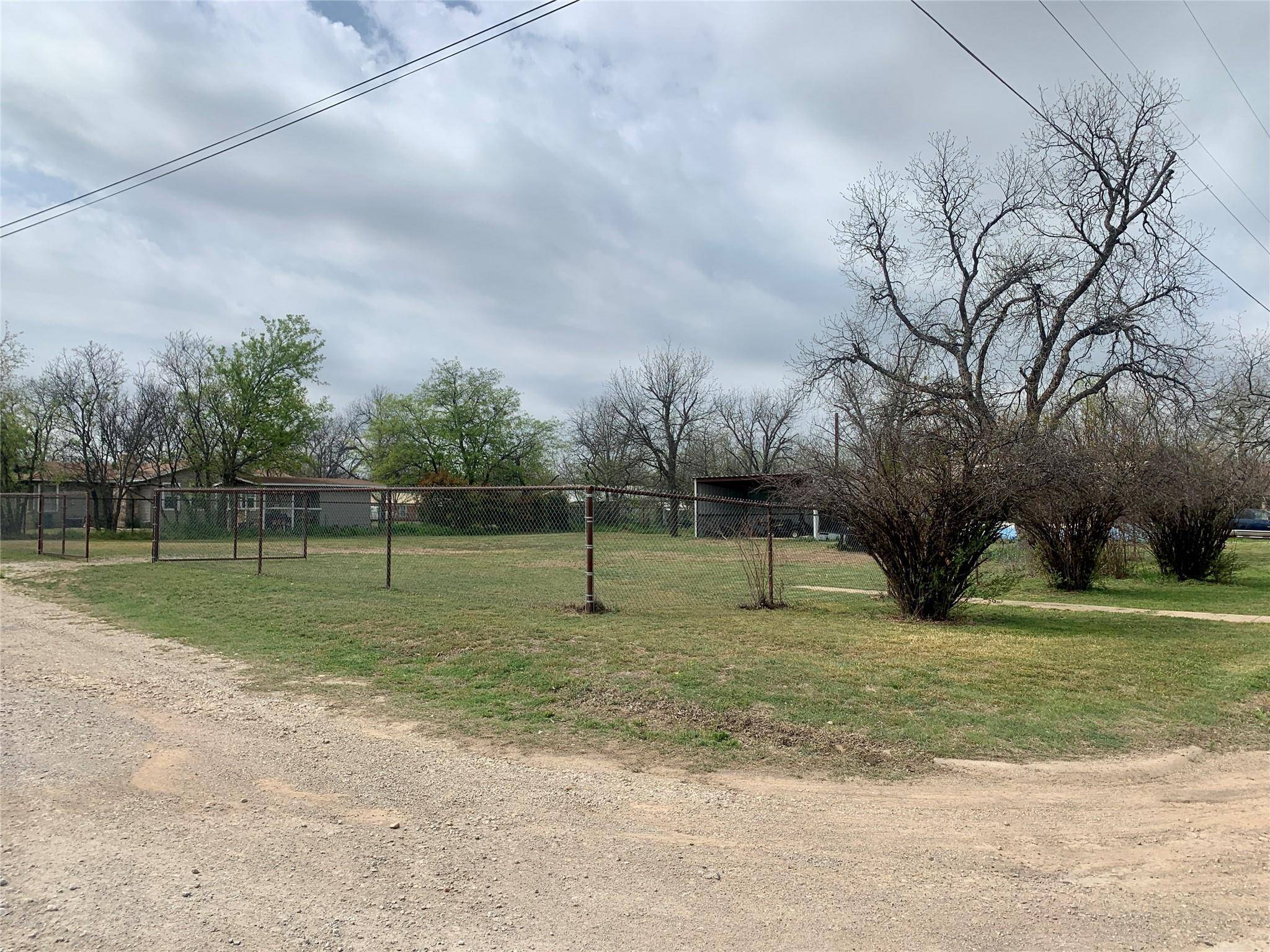 Coleman, TX 76834,710 & 712 E 9th Street