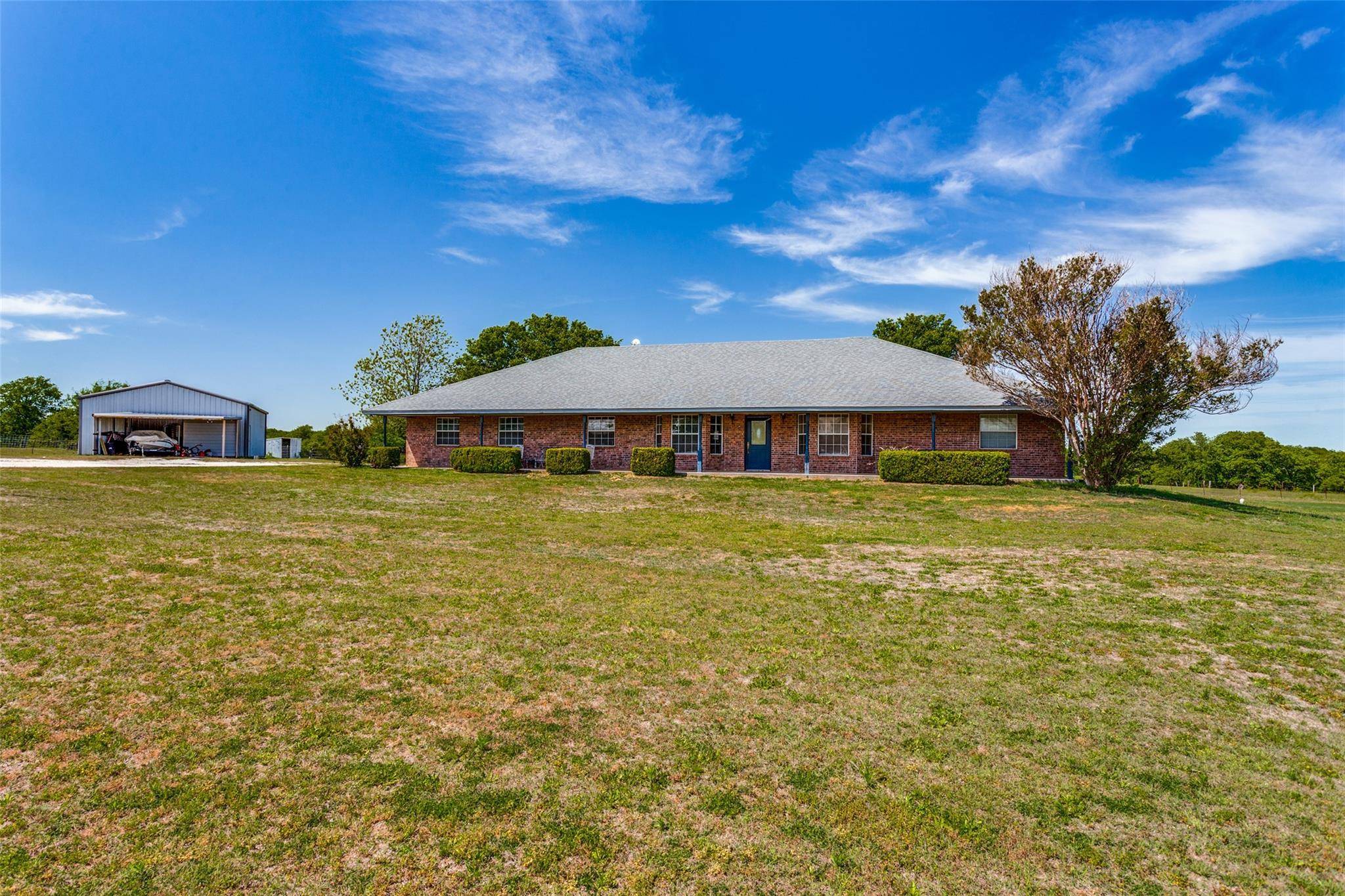 Weatherford, TX 76088,650 Toto Road