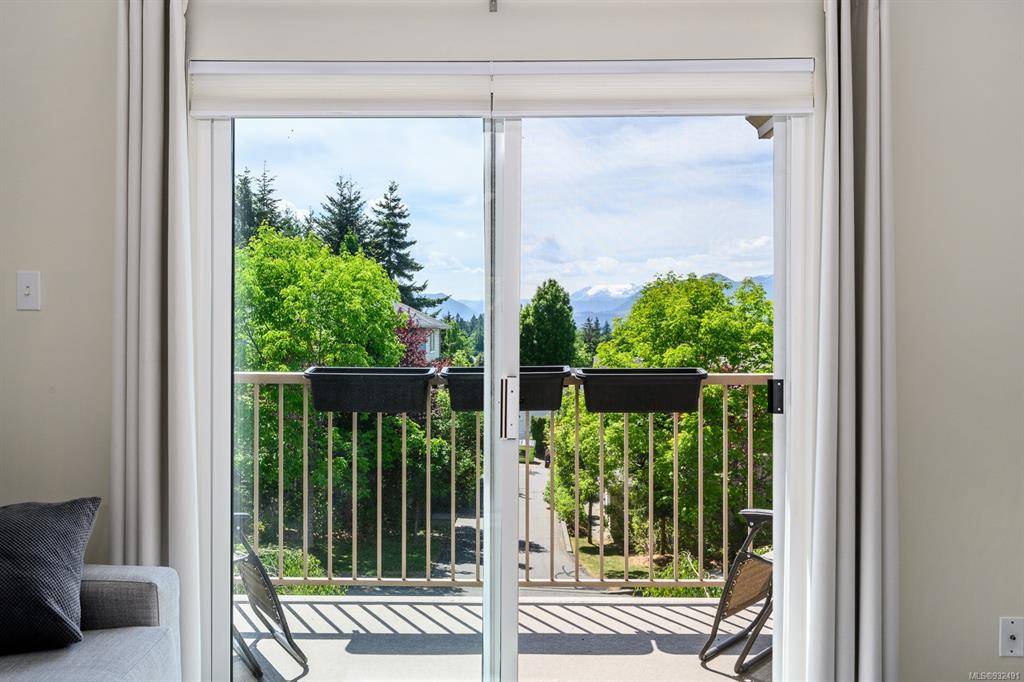Courtenay, BC V9N 9A1,4692 Alderwood Pl #303