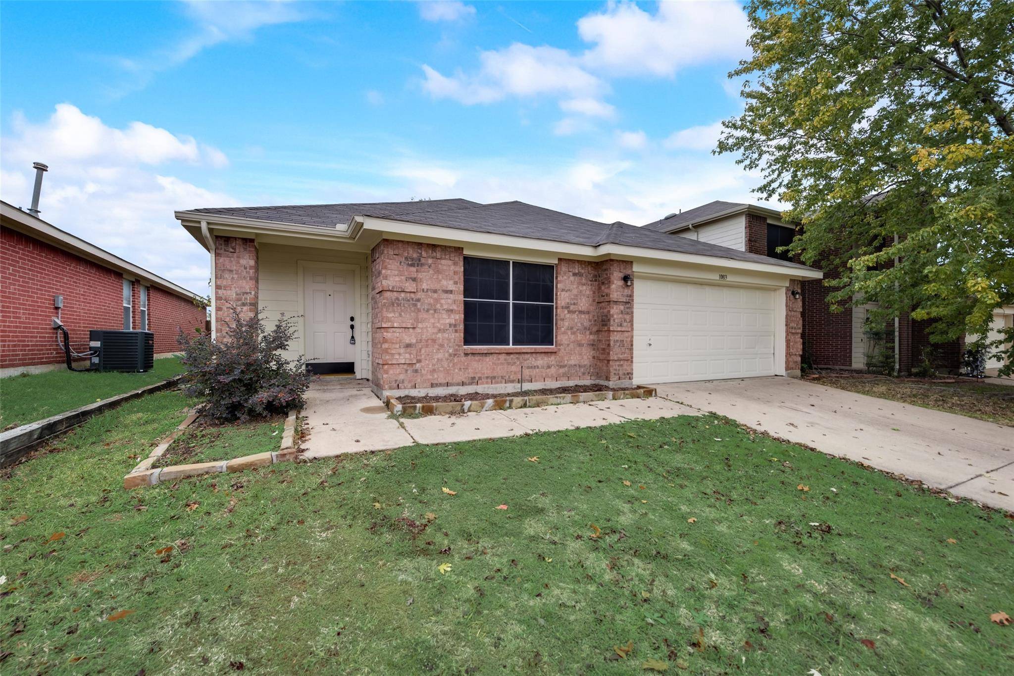 Fort Worth, TX 76140,10813 Fawn Valley Drive