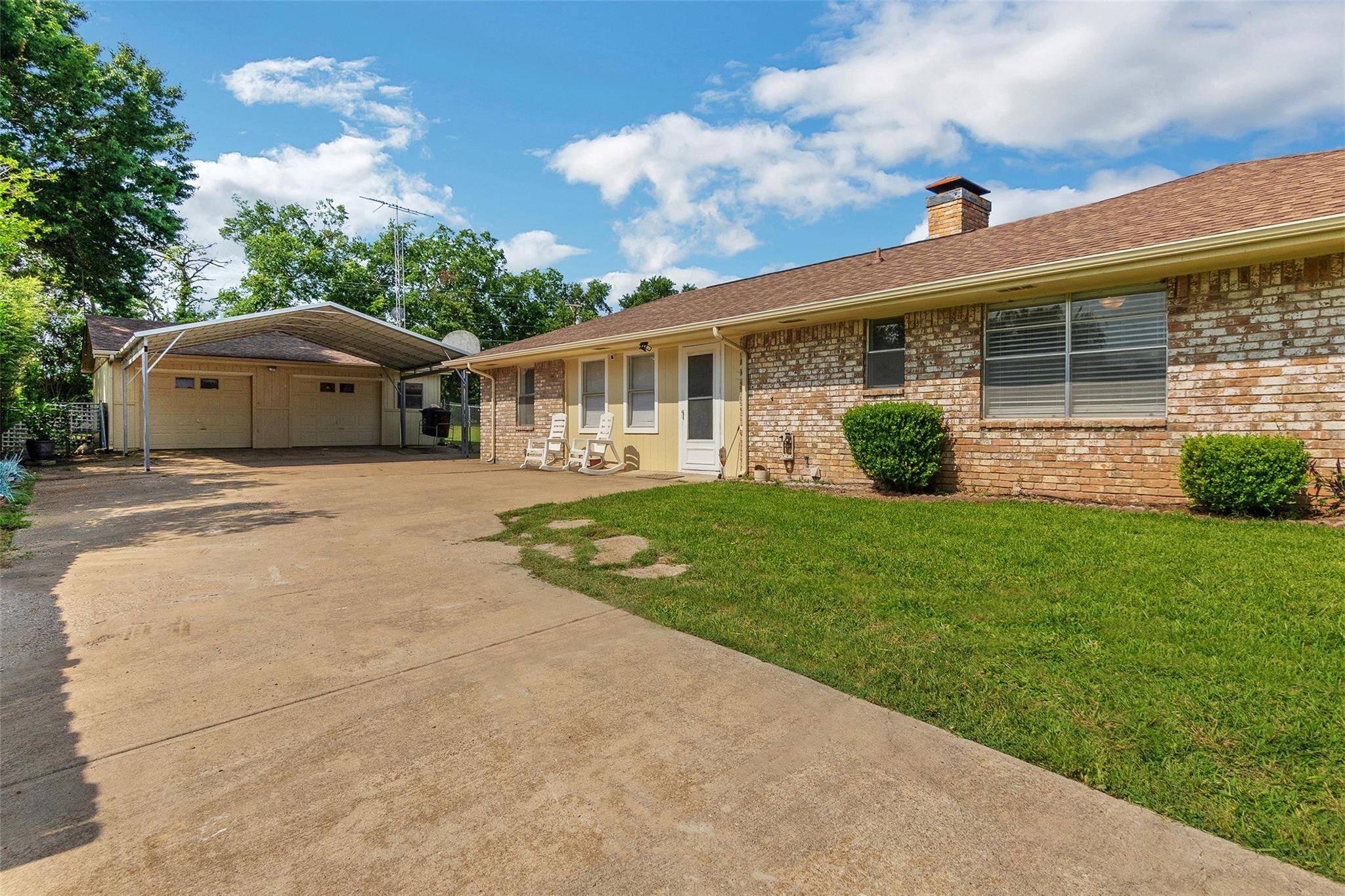 Red Oak, TX 75154,109 Southridge Street