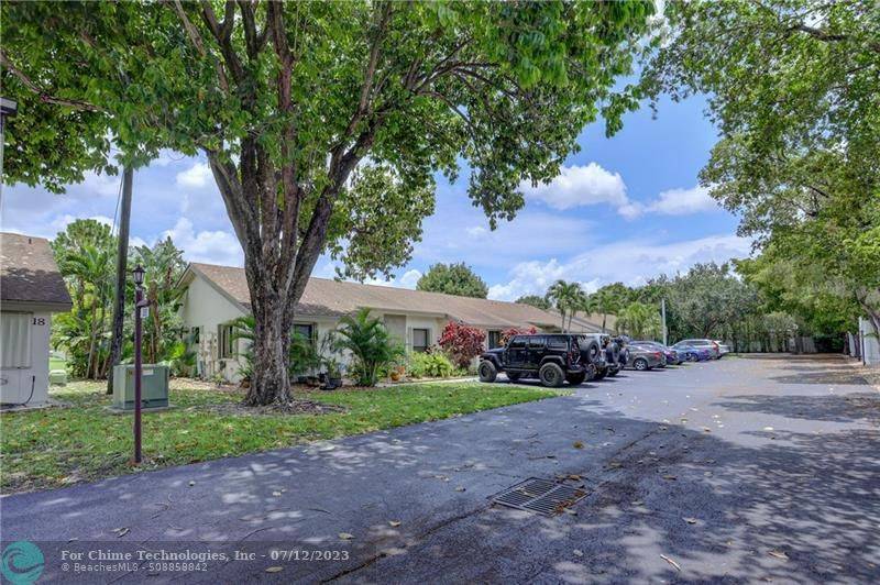 Oakland Park, FL 33309,3090 S Oakland Forest Dr  #1902