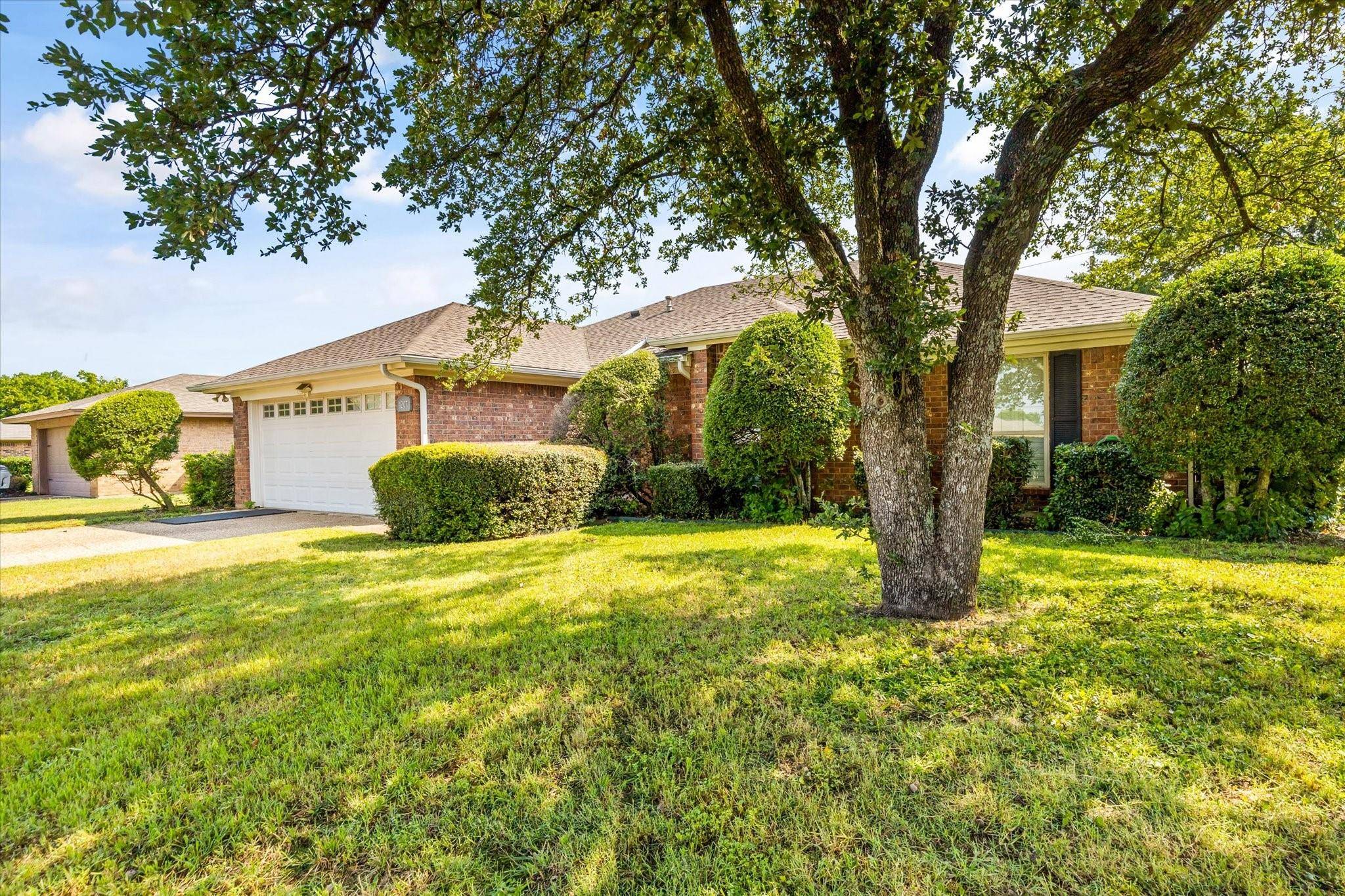 Cleburne, TX 76033,1207 Stonelake Drive