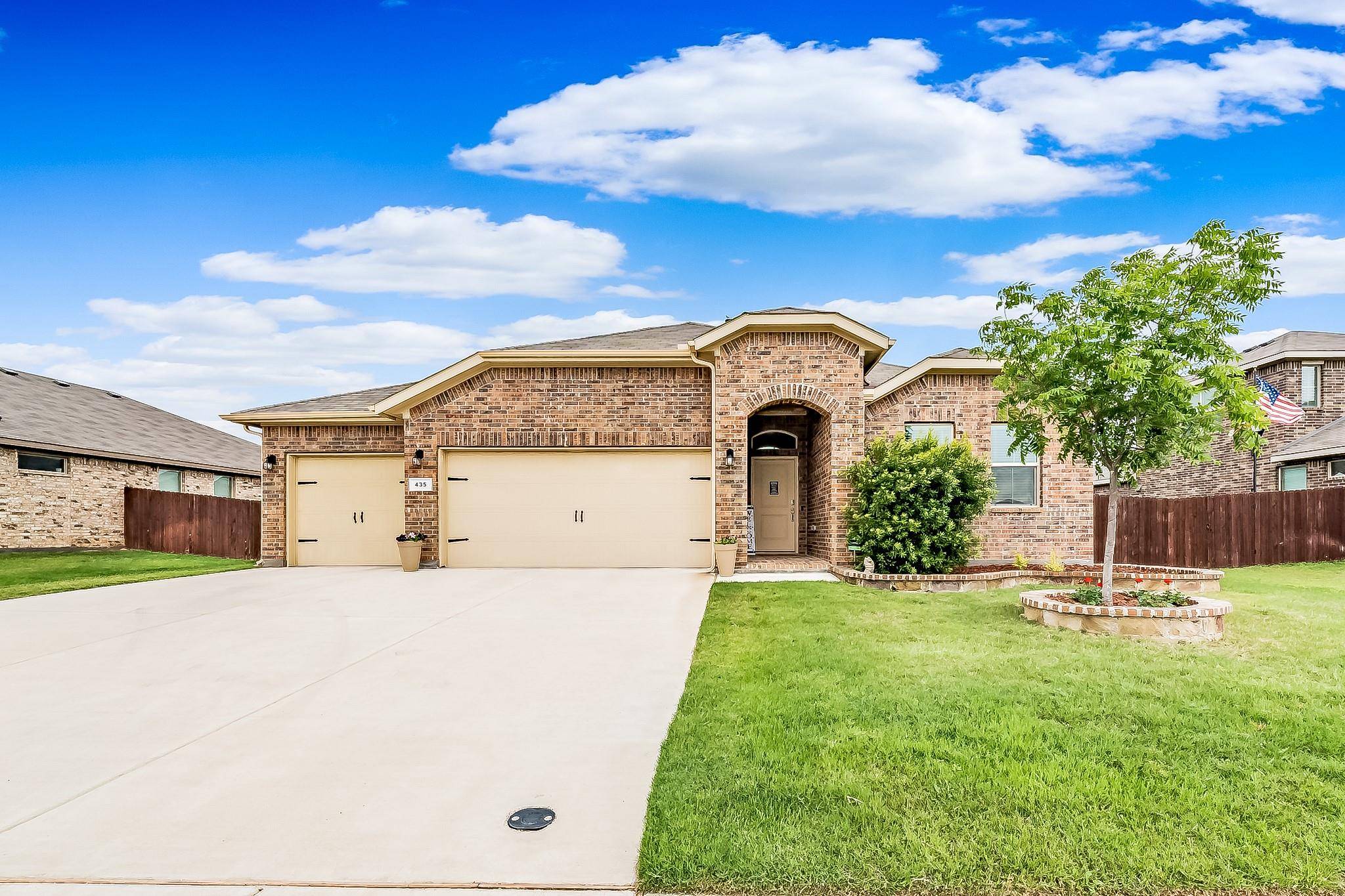 Azle, TX 76020,435 Skipper Lane