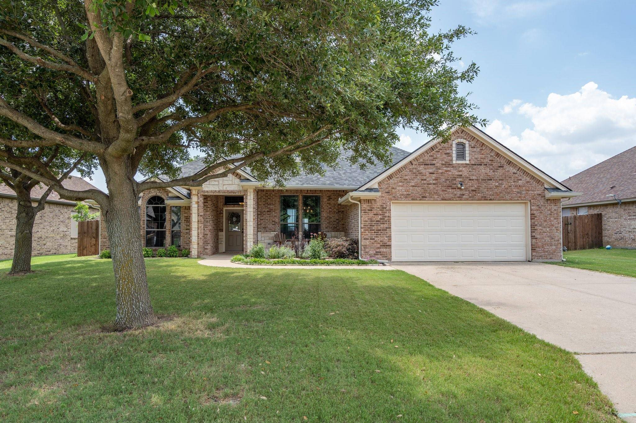 Sanger, TX 76266,2504 Wichita Trail