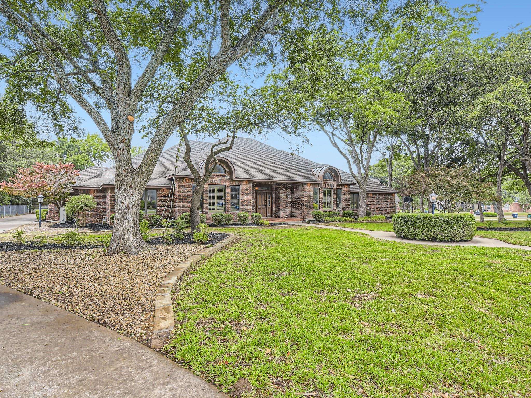 Denton, TX 76205,3800 Montecito Drive