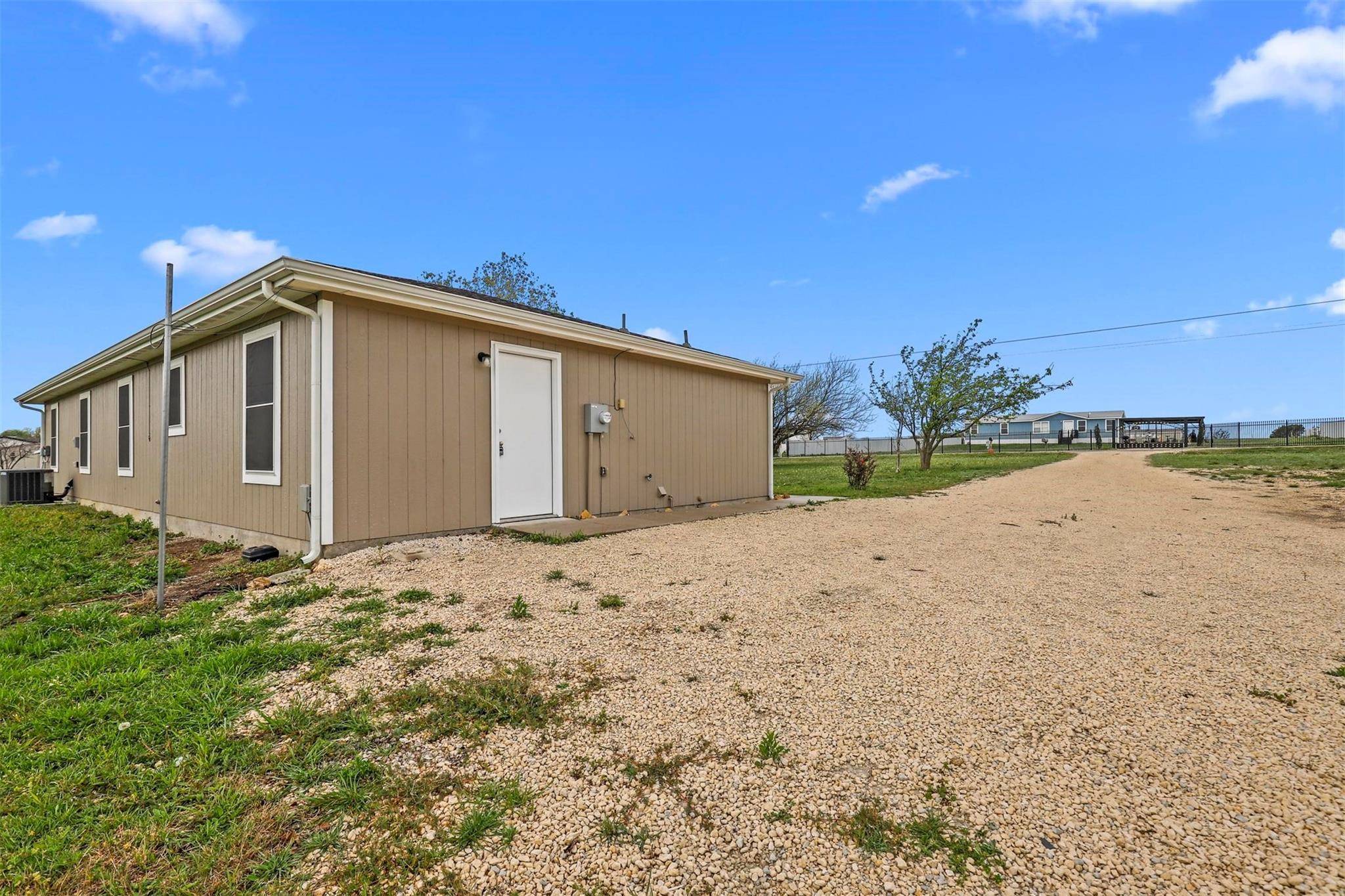 Joshua, TX 76058,9220 Oklahoma Street