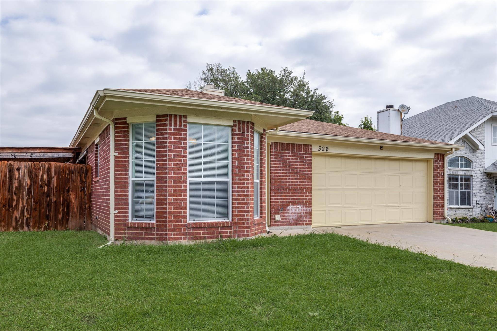 Arlington, TX 76018,329 Moss Hill Drive