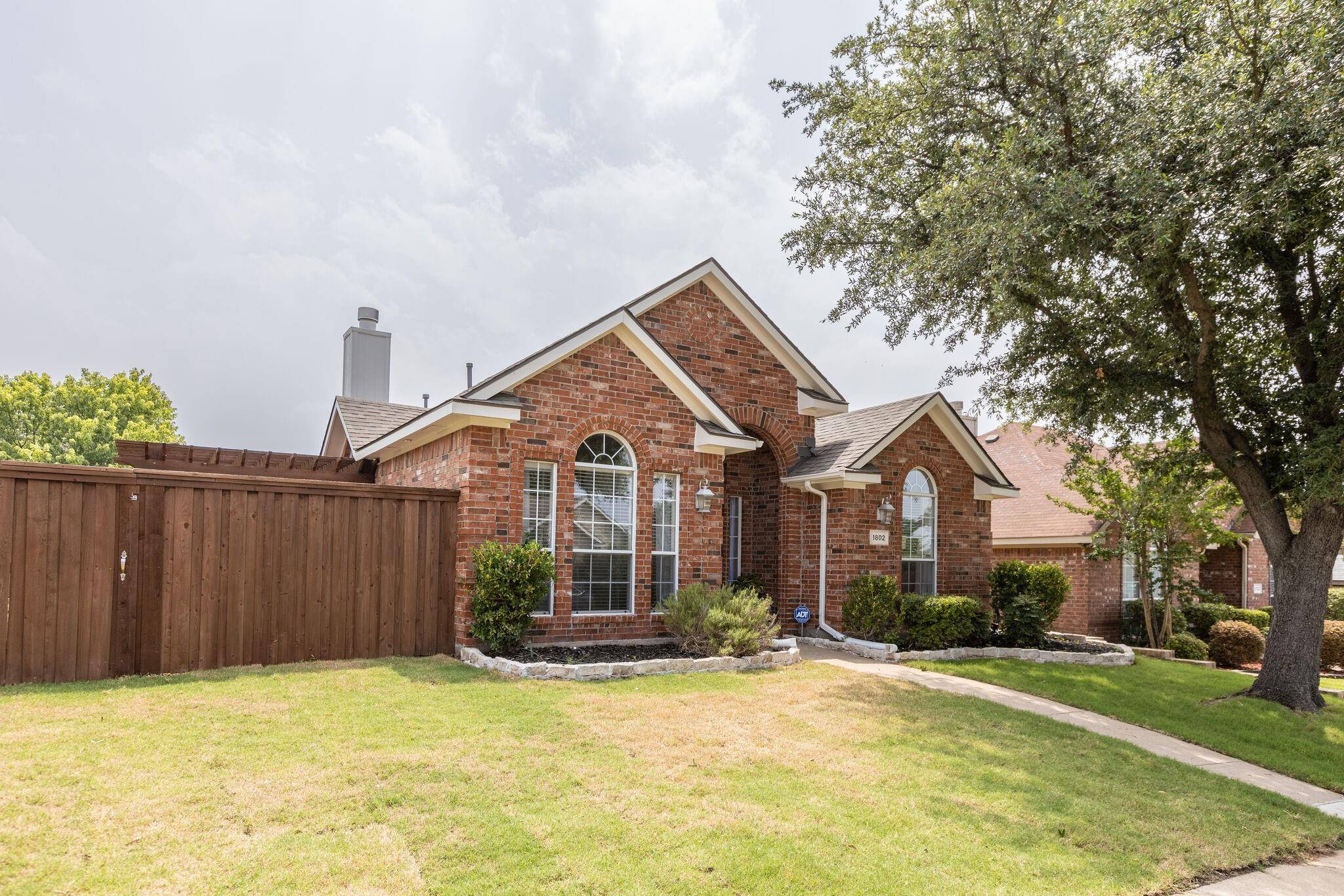 Rowlett, TX 75089,1802 Marcella Lane