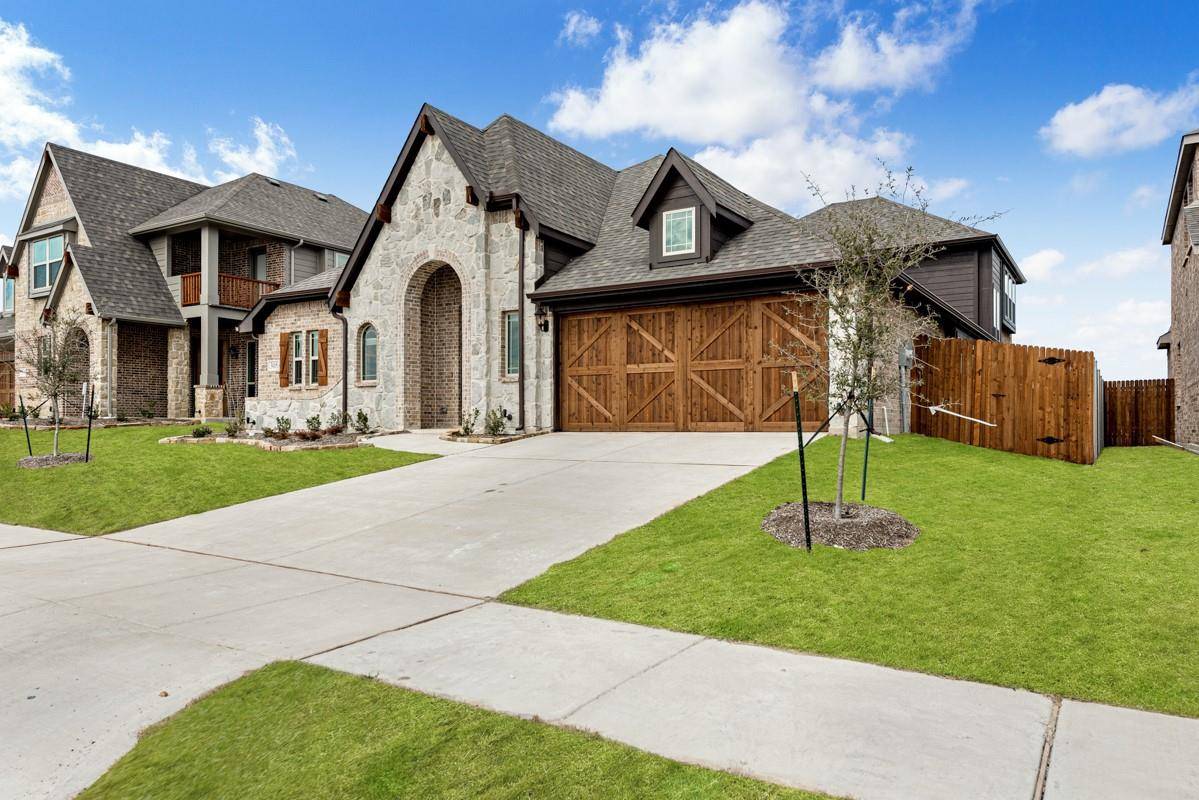 Waxahachie, TX 75165,305 Sparkling Springs Drive