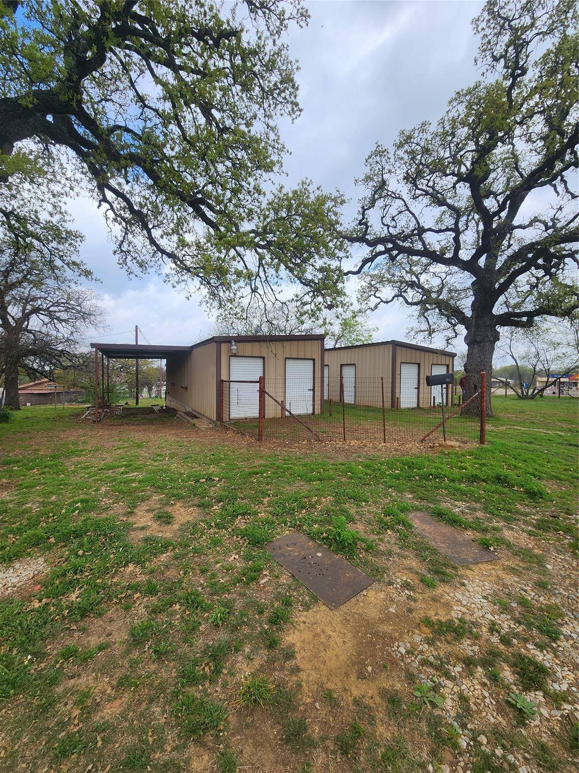 Alvarado, TX 76009,112 S County Road 810