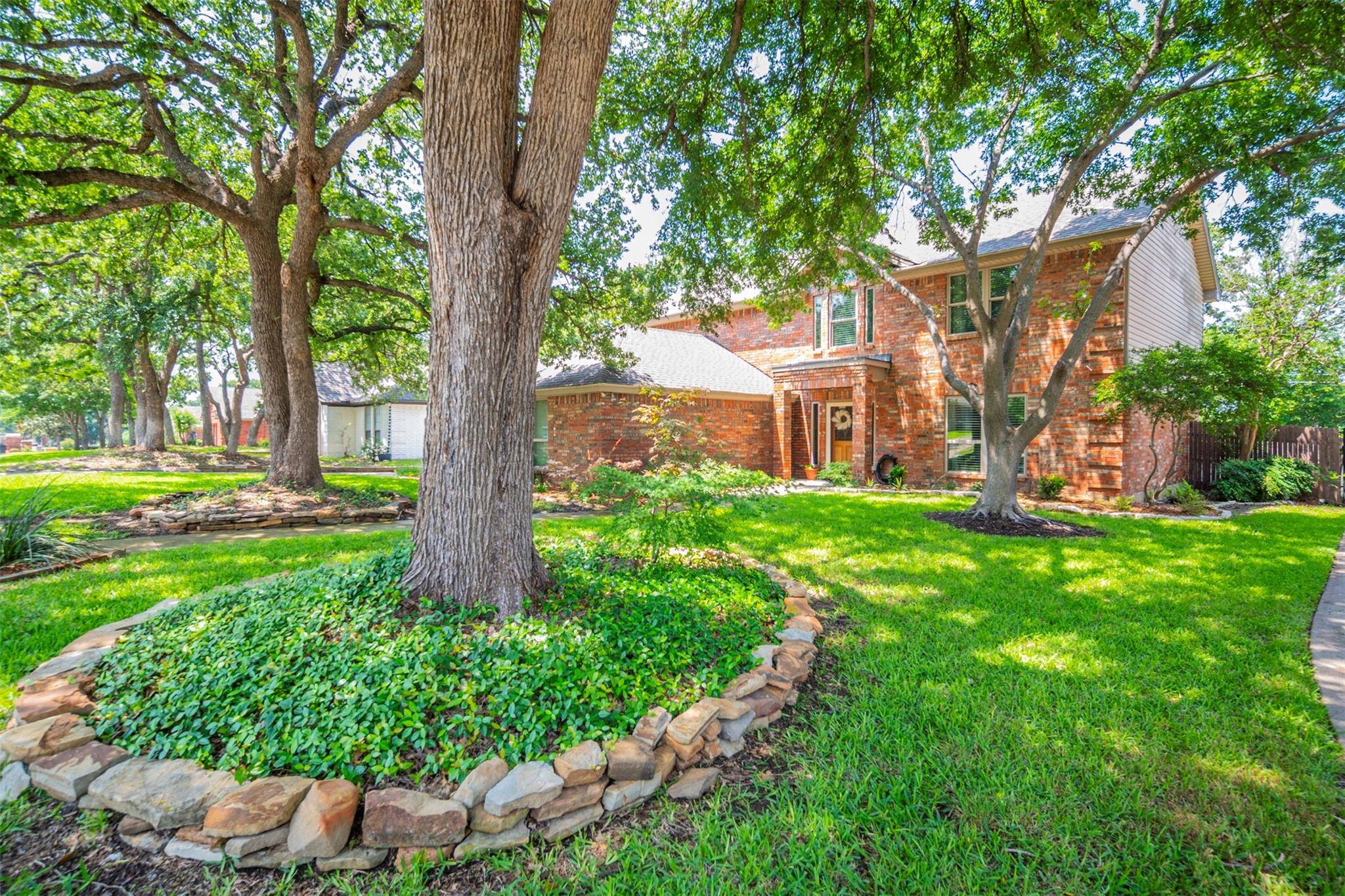 North Richland Hills, TX 76182,7325 Red Oak Street