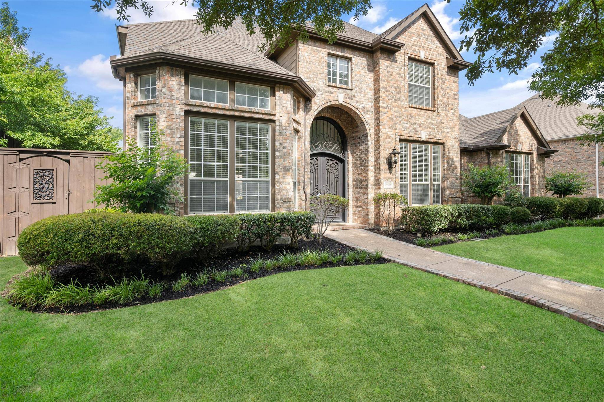 Plano, TX 75025,8005 Davidson Drive