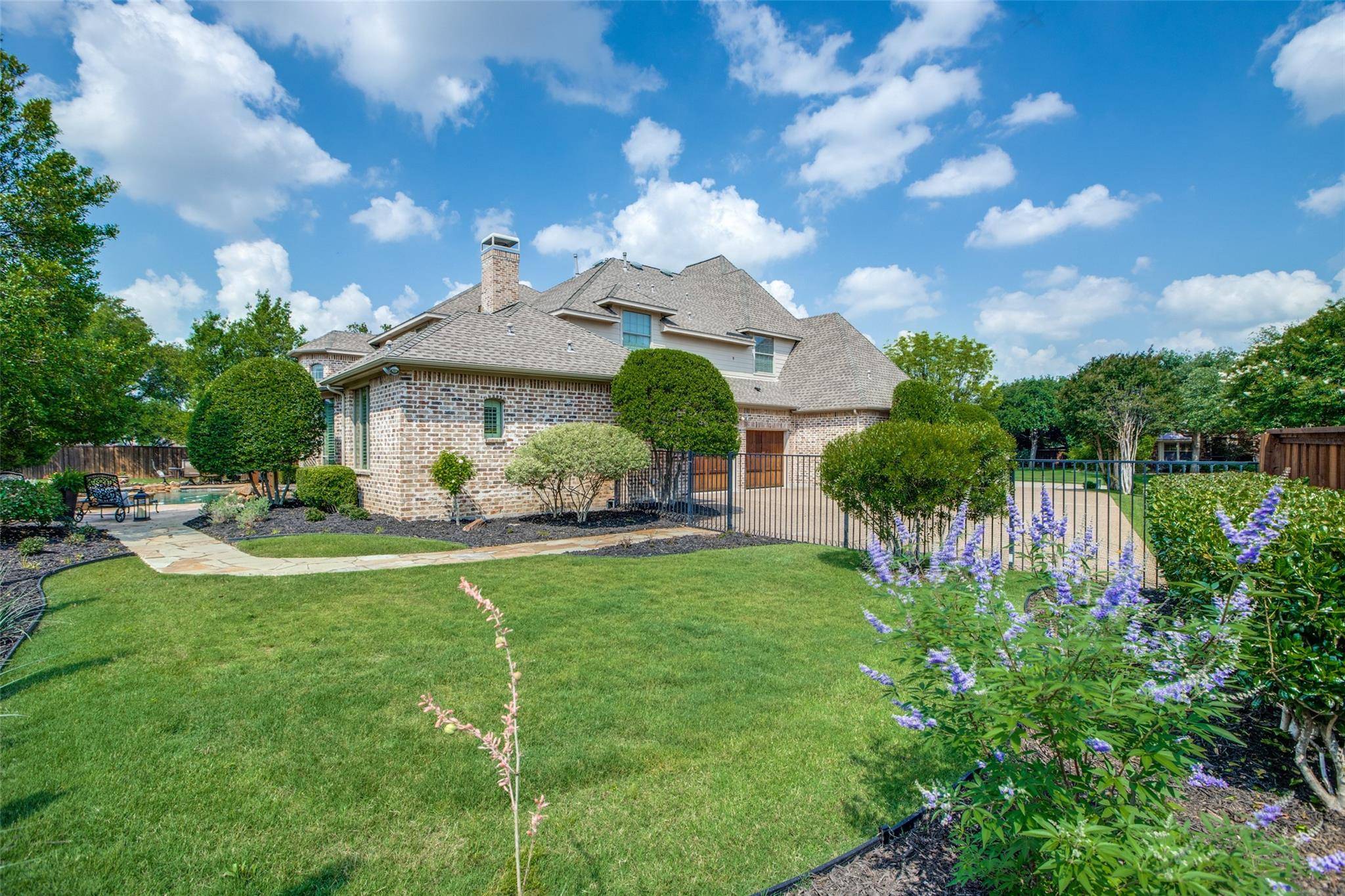 Mckinney, TX 75072,1705 Stoneoak Drive