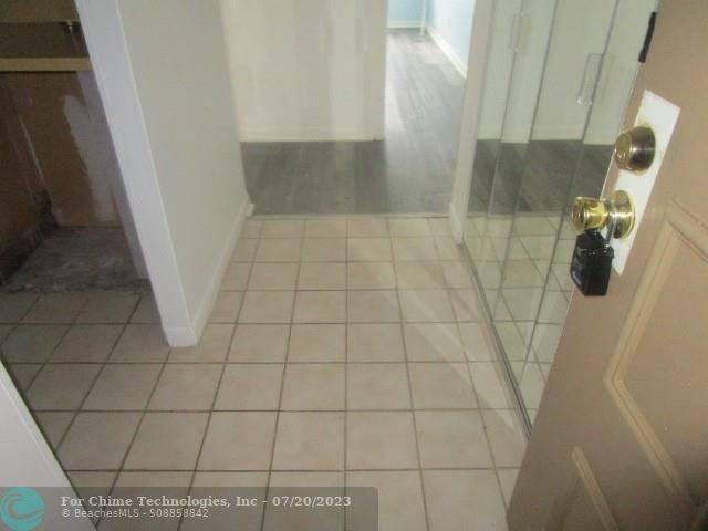 Pompano Beach, FL 33062,1009 N Ocean Blvd  #403